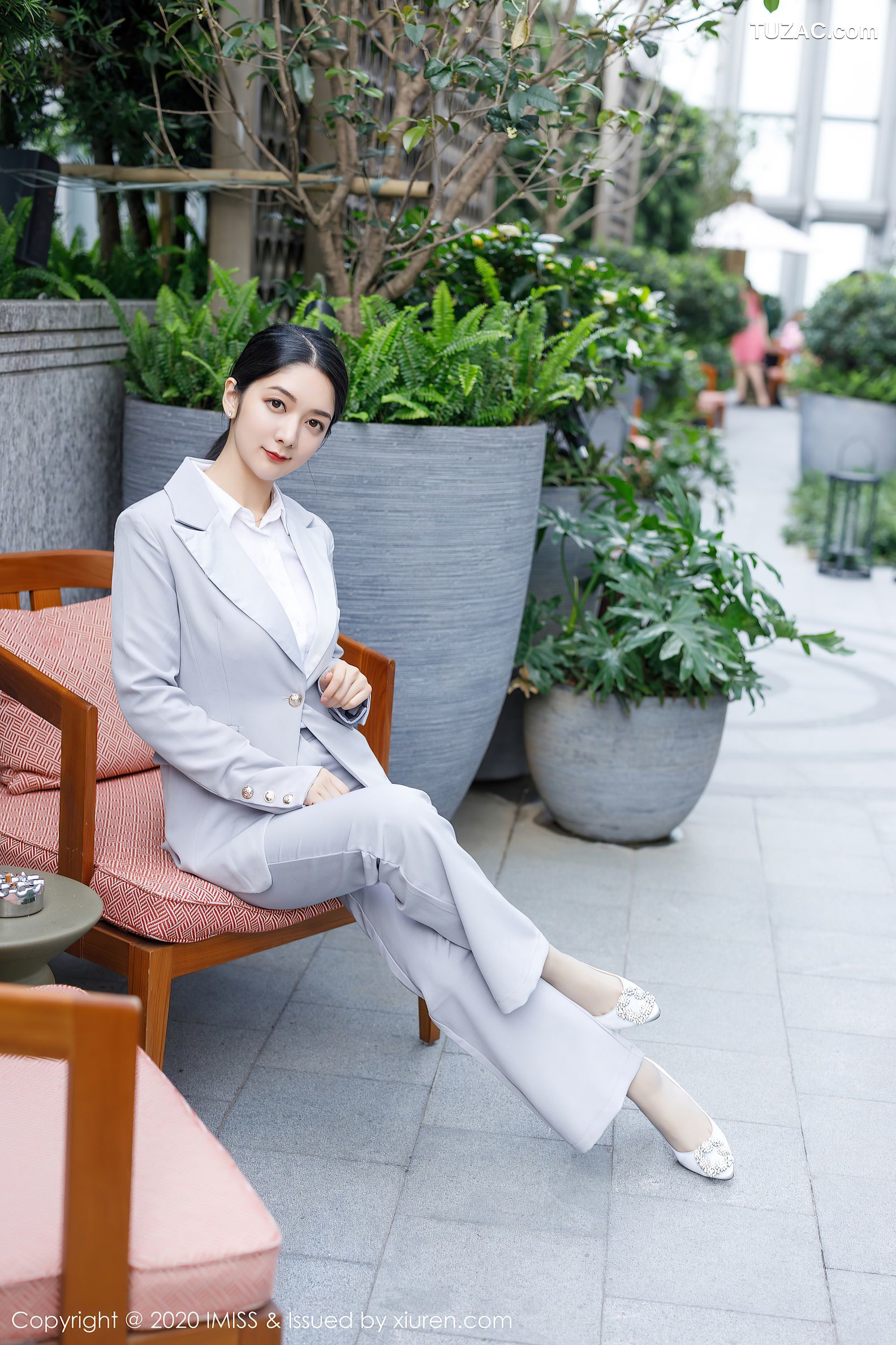IMiss爱蜜社-483-小热巴-飒爽干练西装性感内衣