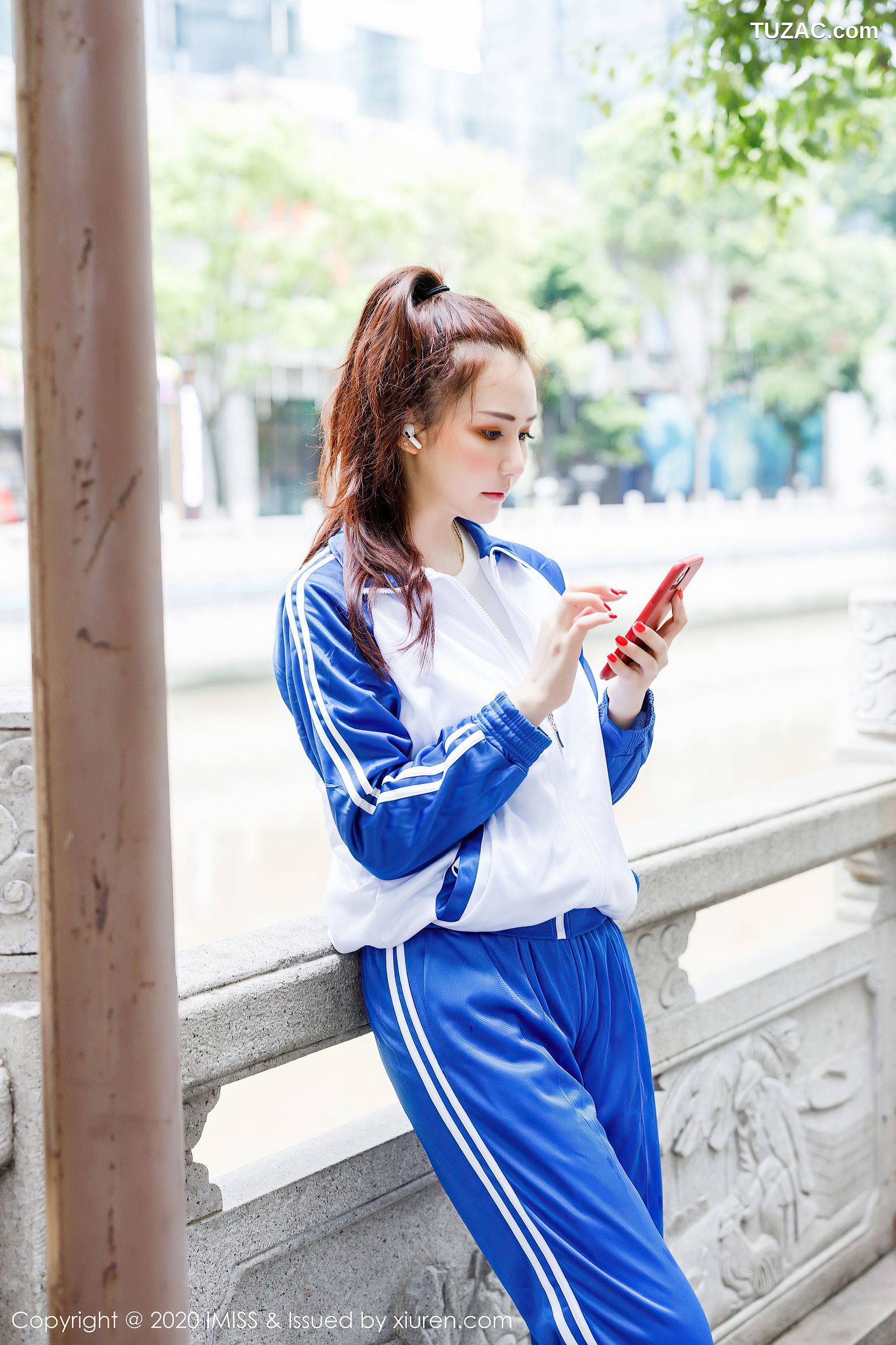 IMiss爱蜜社-496-evon-校服淋雨私房主题系列