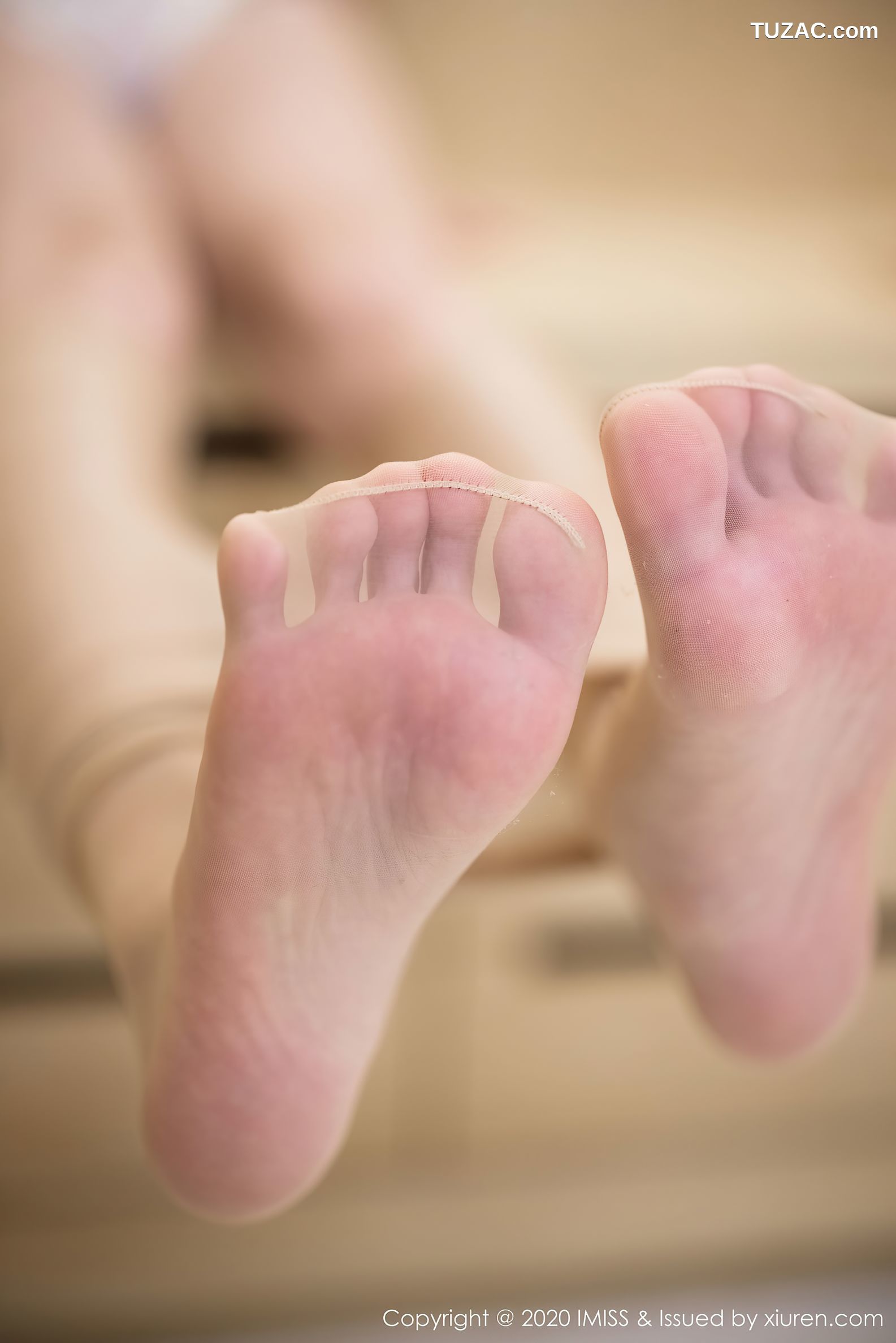 IMiss爱蜜社-510-九月生_轻薄精致的睡衣包裹