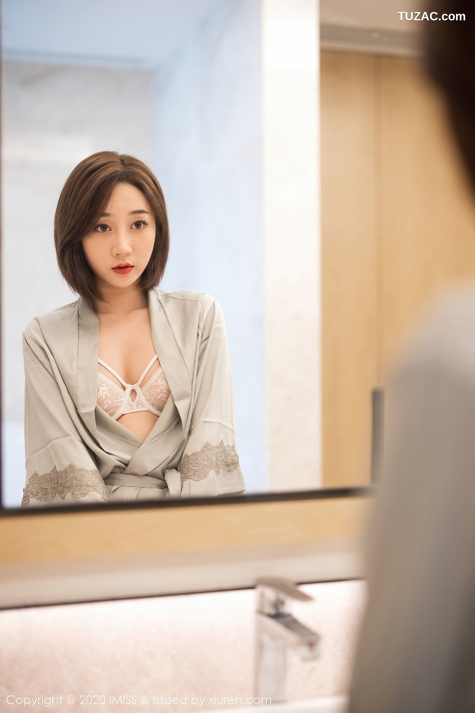 IMiss爱蜜社-510-九月生_轻薄精致的睡衣包裹