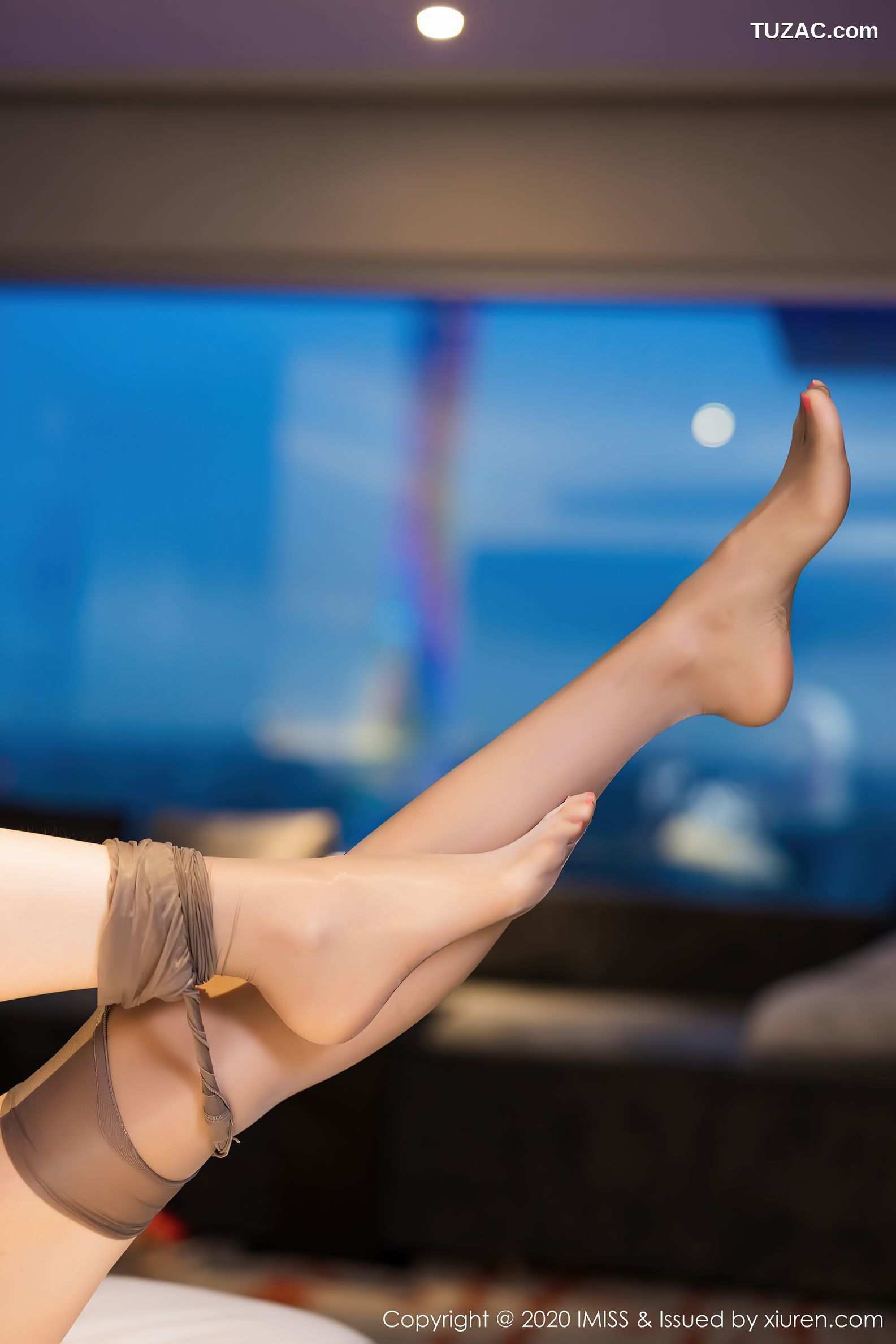 IMiss爱蜜社-514-jermy-黑色衬衫与极致丝袜美腿