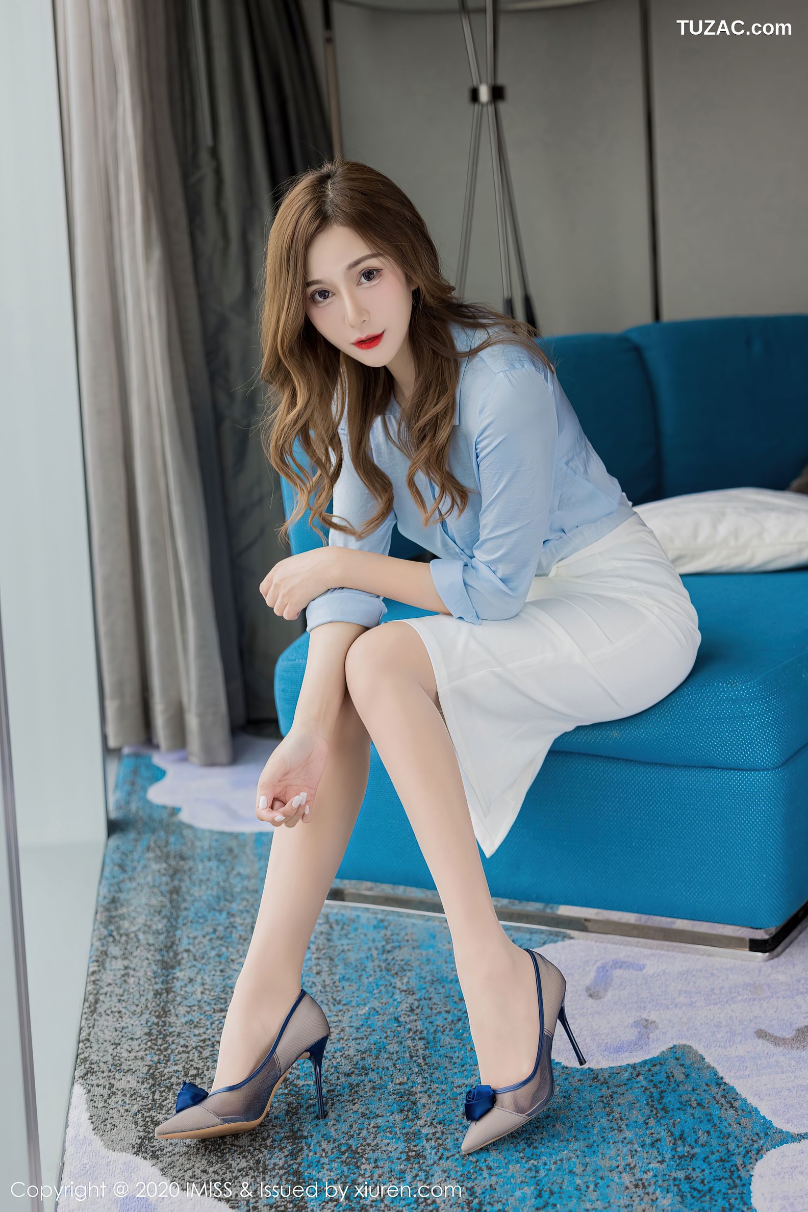 IMiss爱蜜社-537-lavinia肉肉-光润玉颜的装束，妩媚得体姿态