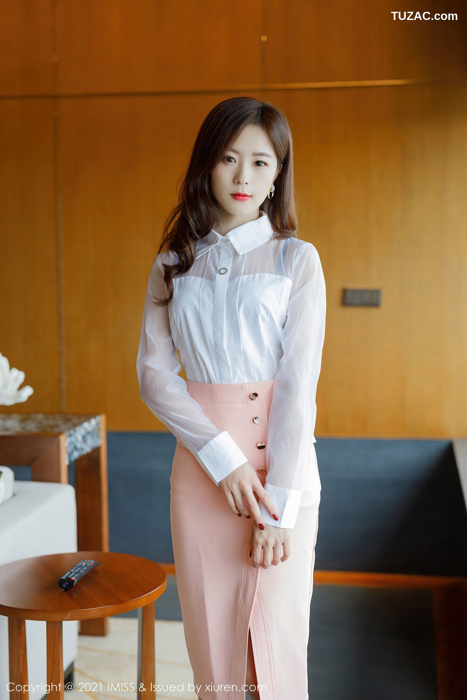 IMiss爱蜜社-544-杨紫嫣Cynthia-白衬衫粉裙灰蓝蕾丝内衣-2021.01.15