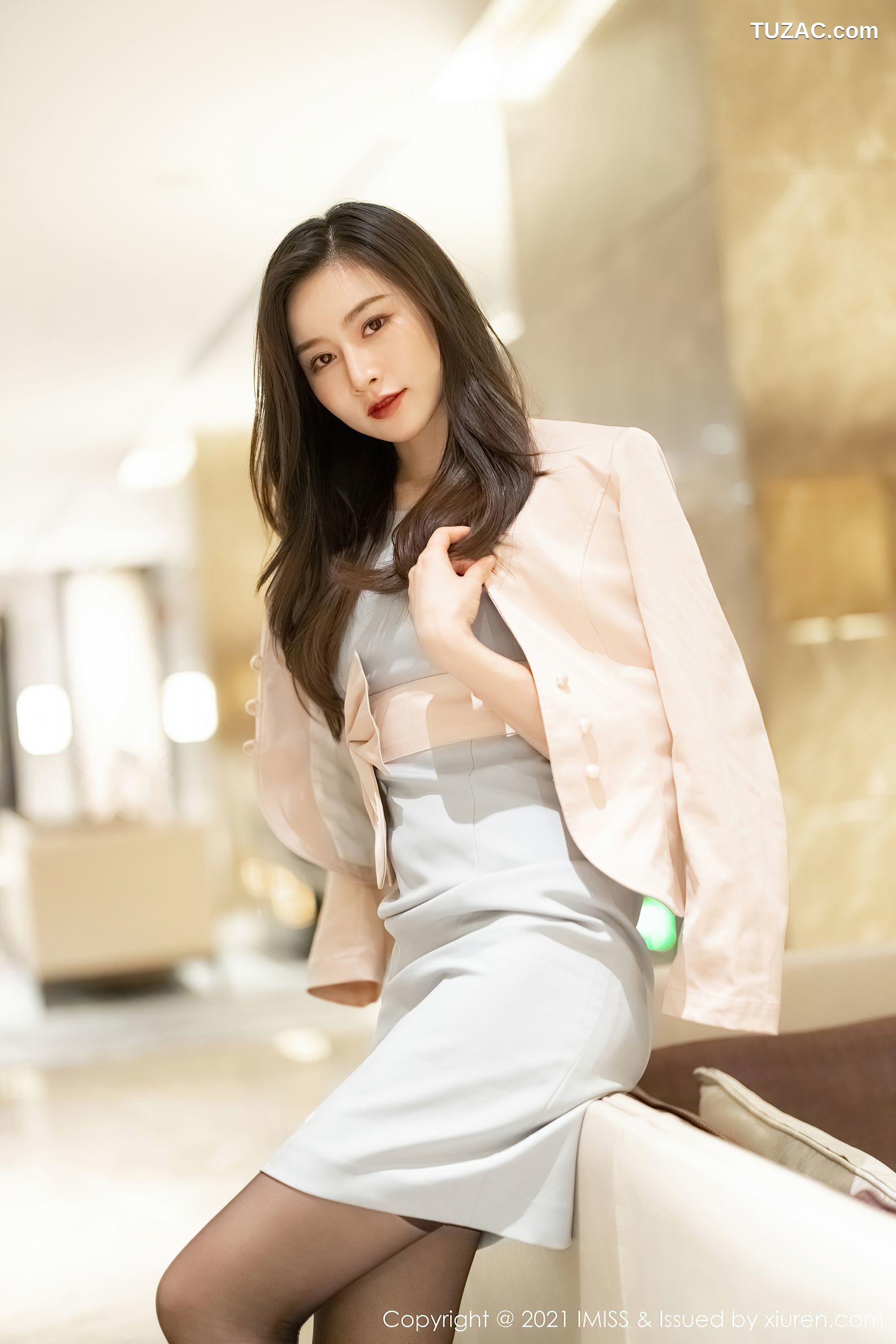 IMiss爱蜜社-552-Vanessa-职场OL主题黑蕾丝情趣内衣黑丝-2021.02.19