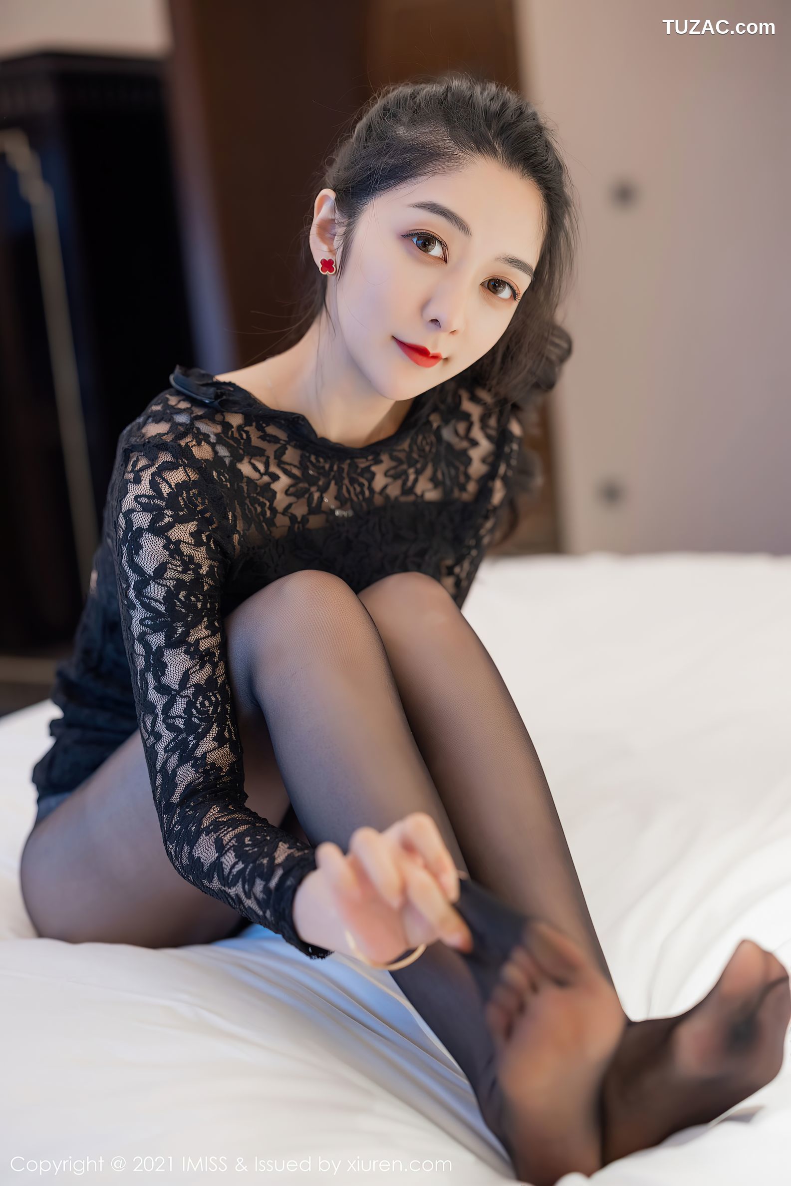 IMiss爱蜜社-566-小热巴-黑色镂空连衣短裙黑丝-2021.03.19