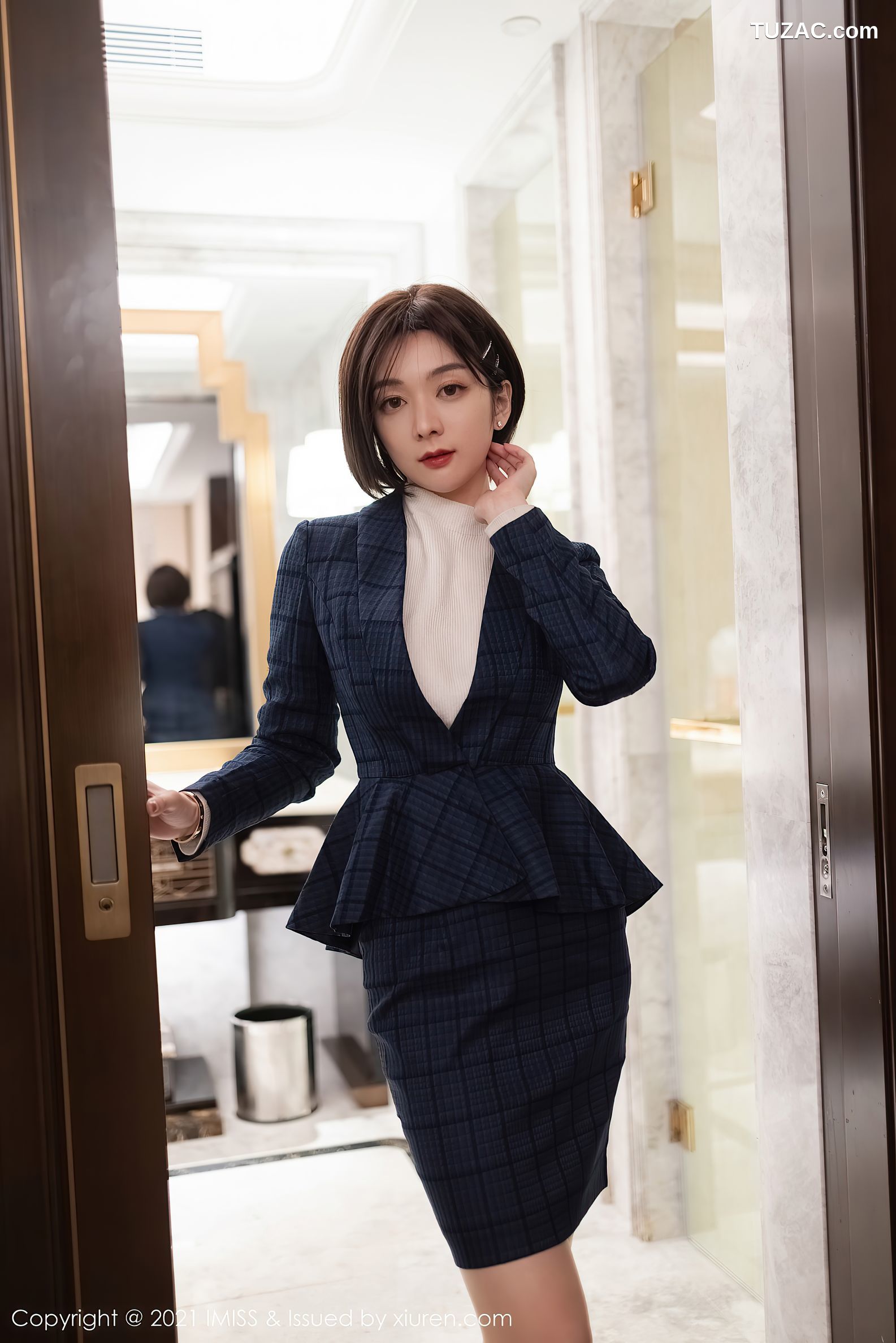 IMiss爱蜜社-575-小热巴-深蓝职业装浴室粉色睡衣湿身-2021.04.13