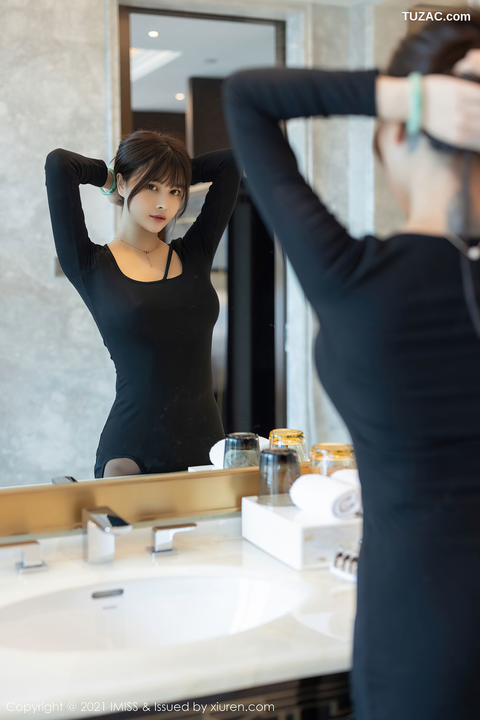 IMiss爱蜜社-585-萌奈子-黑色长裙黑丝-2021.04.28