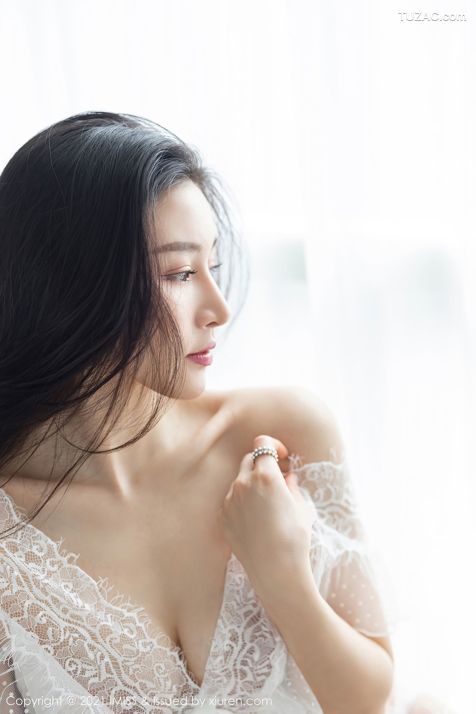 IMiss爱蜜社-592-Vanessa-肉色吊带礼服长裙白色蕾丝薄纱睡衣-2021.05.14