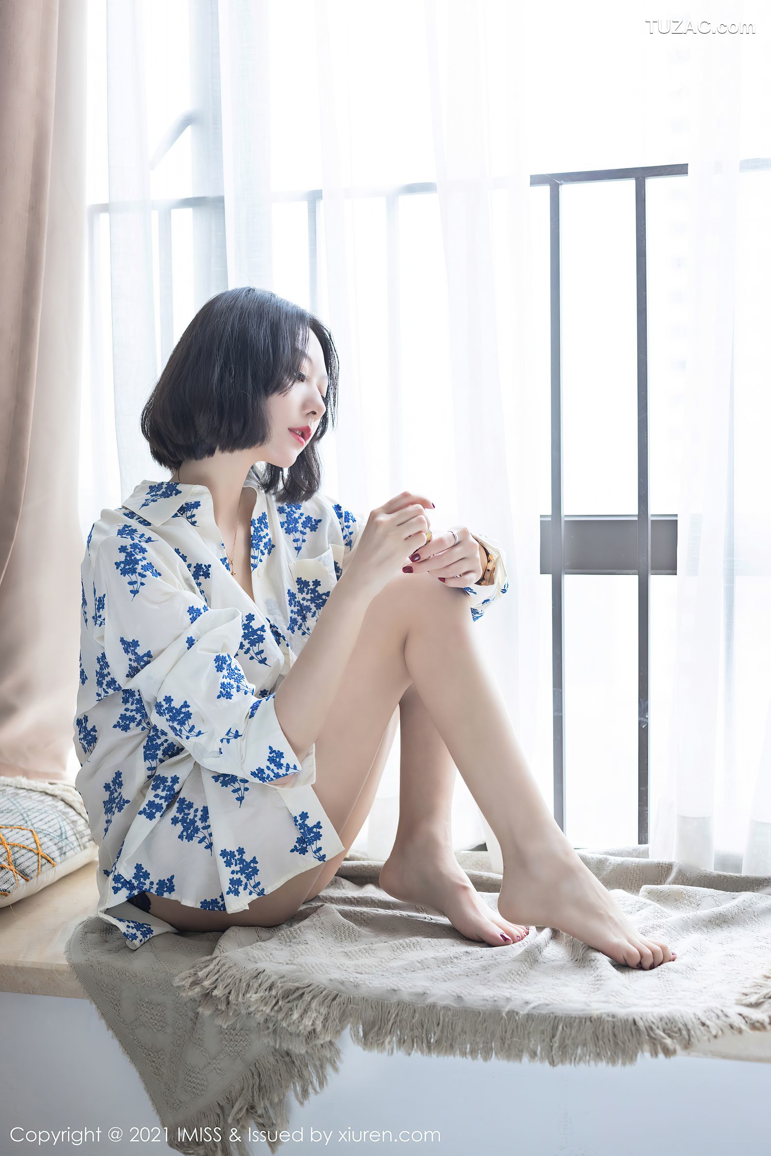IMiss爱蜜社-602-艺轩-蓝印花白衬衫蓝紫色蕾丝内衣-2021.06.09