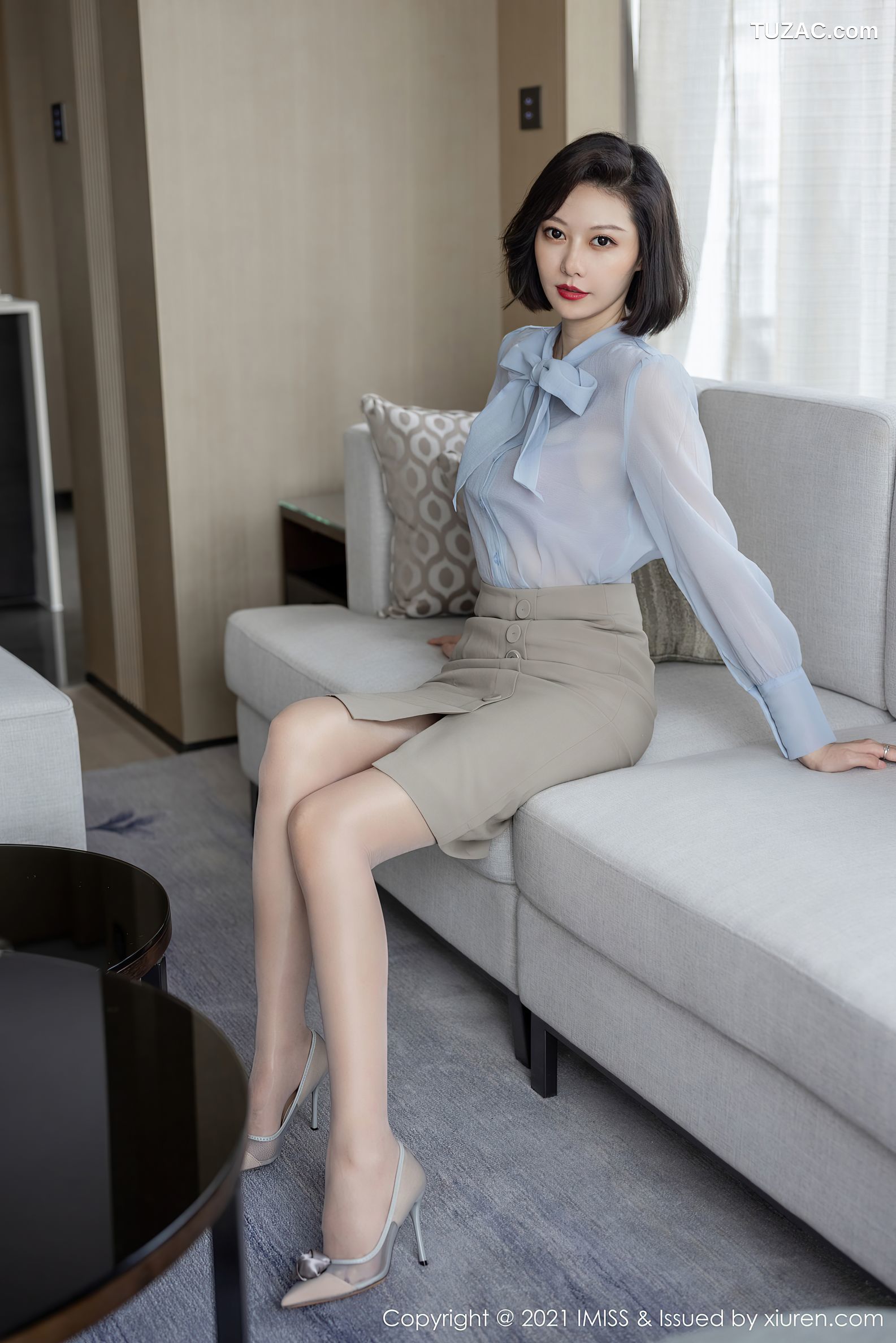 IMiss爱蜜社-605-艺轩-暖色调主题薄透衬衣肉丝-2021.06.21