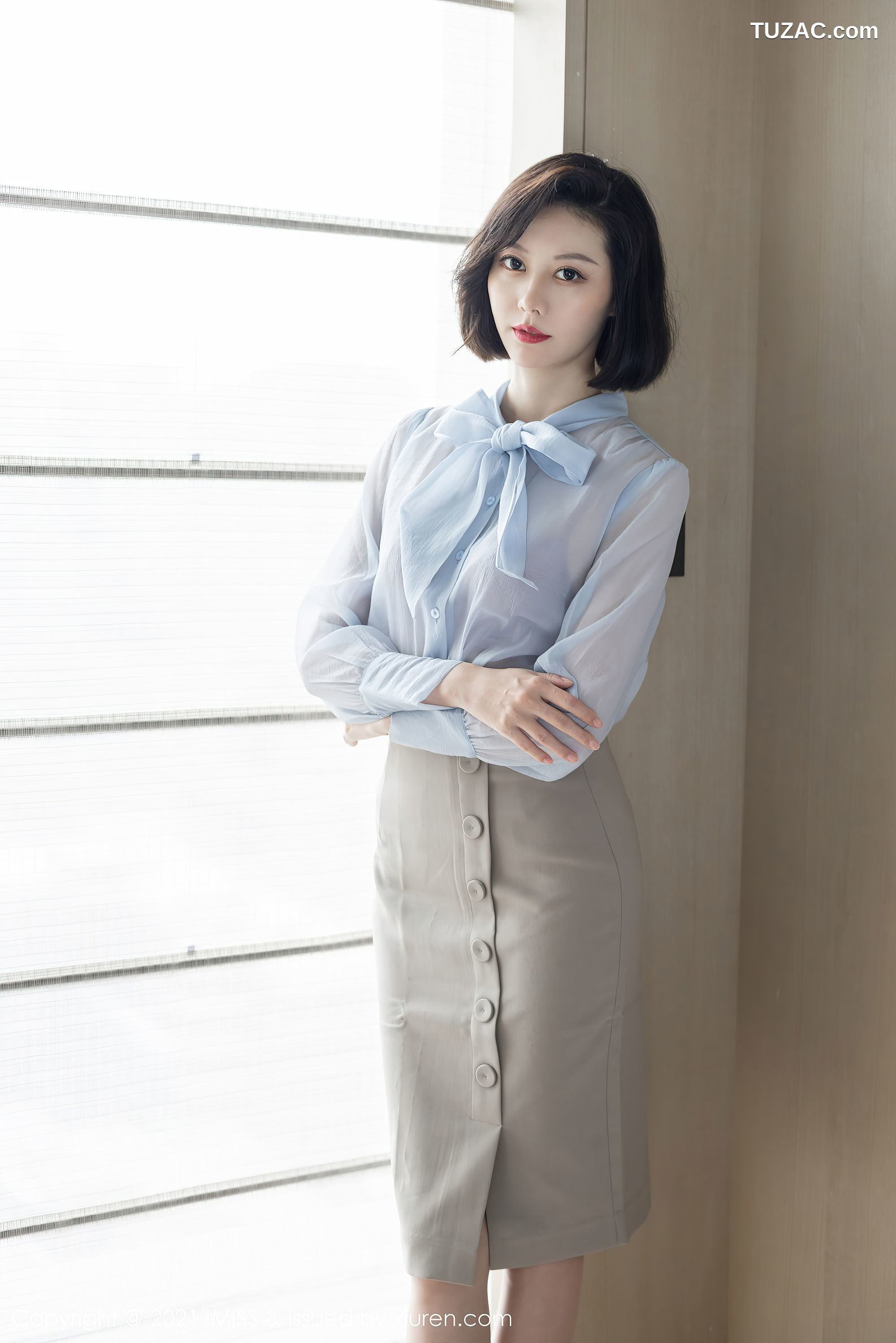 IMiss爱蜜社-605-艺轩-暖色调主题薄透衬衣肉丝-2021.06.21