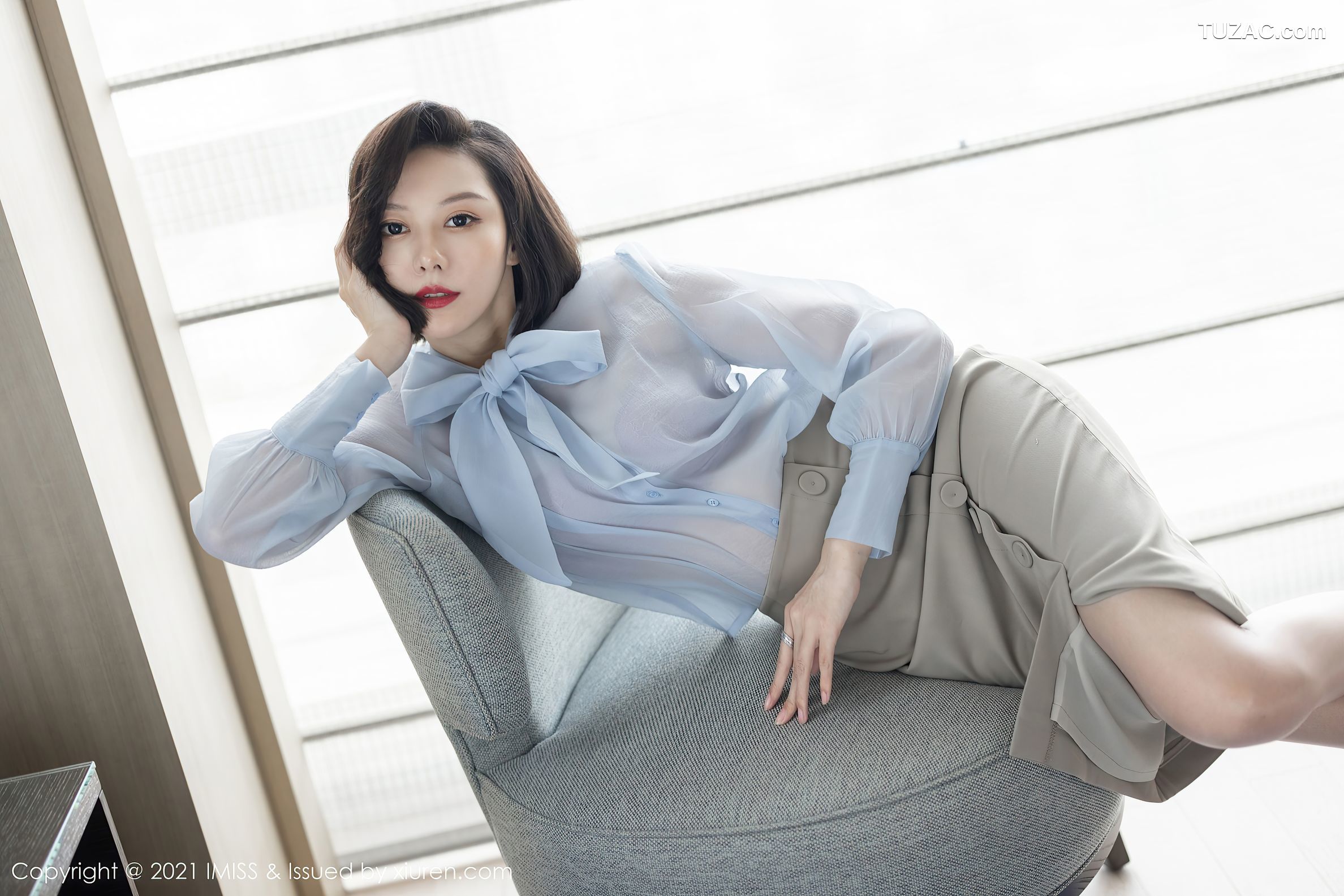 IMiss爱蜜社-605-艺轩-暖色调主题薄透衬衣肉丝-2021.06.21