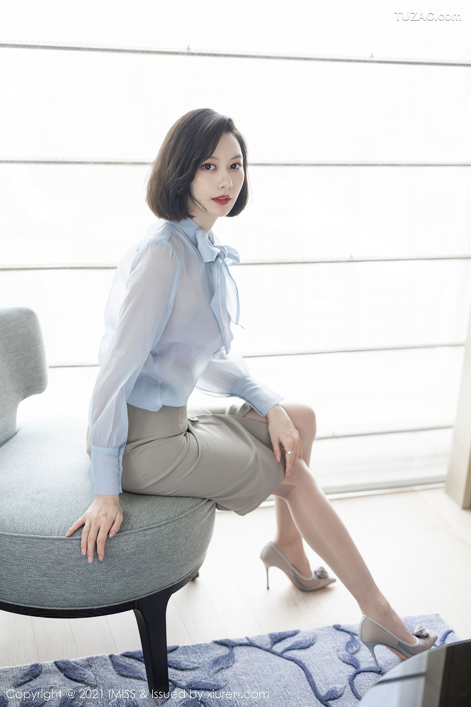 IMiss爱蜜社-605-艺轩-暖色调主题薄透衬衣肉丝-2021.06.21