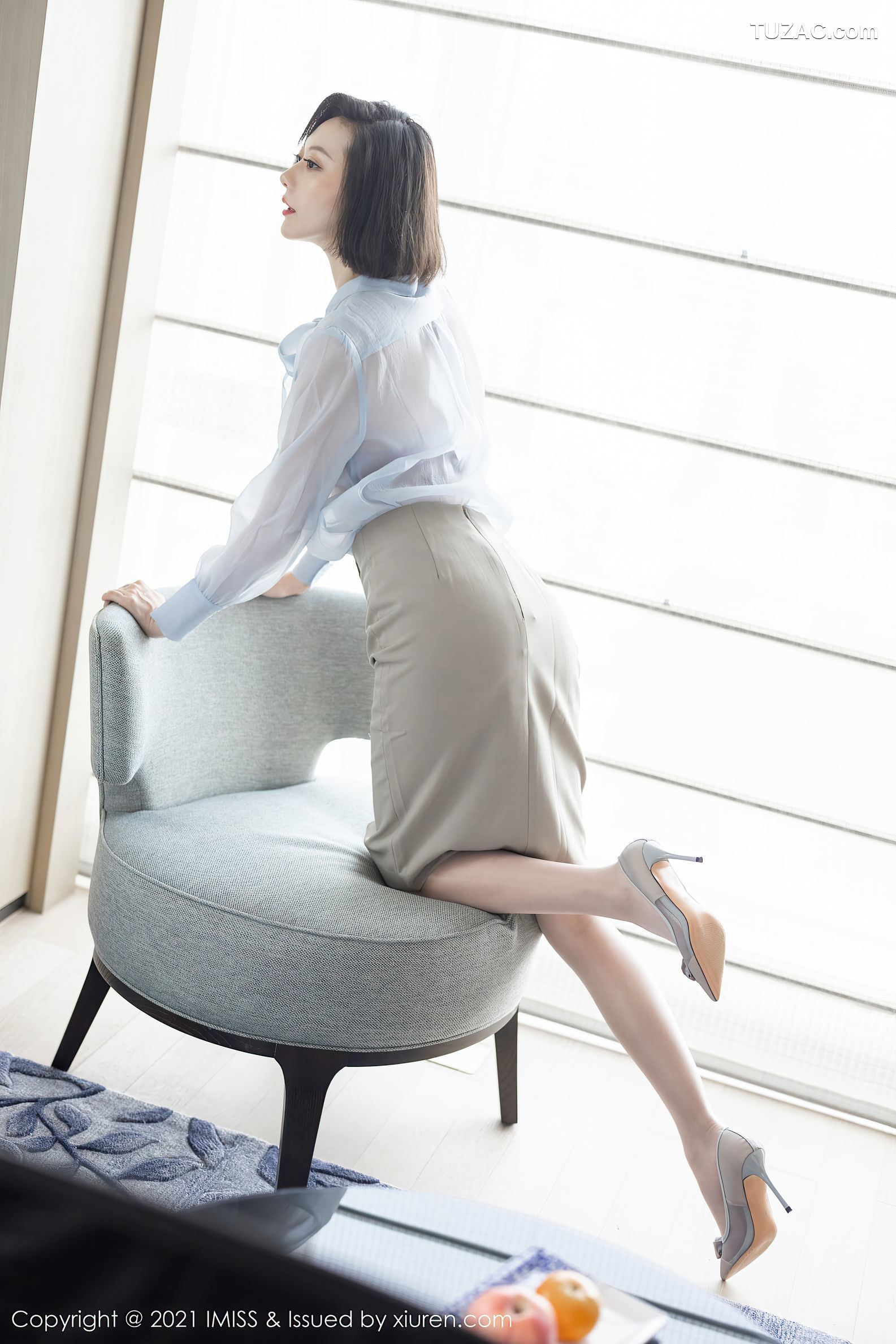 IMiss爱蜜社-605-艺轩-暖色调主题薄透衬衣肉丝-2021.06.21