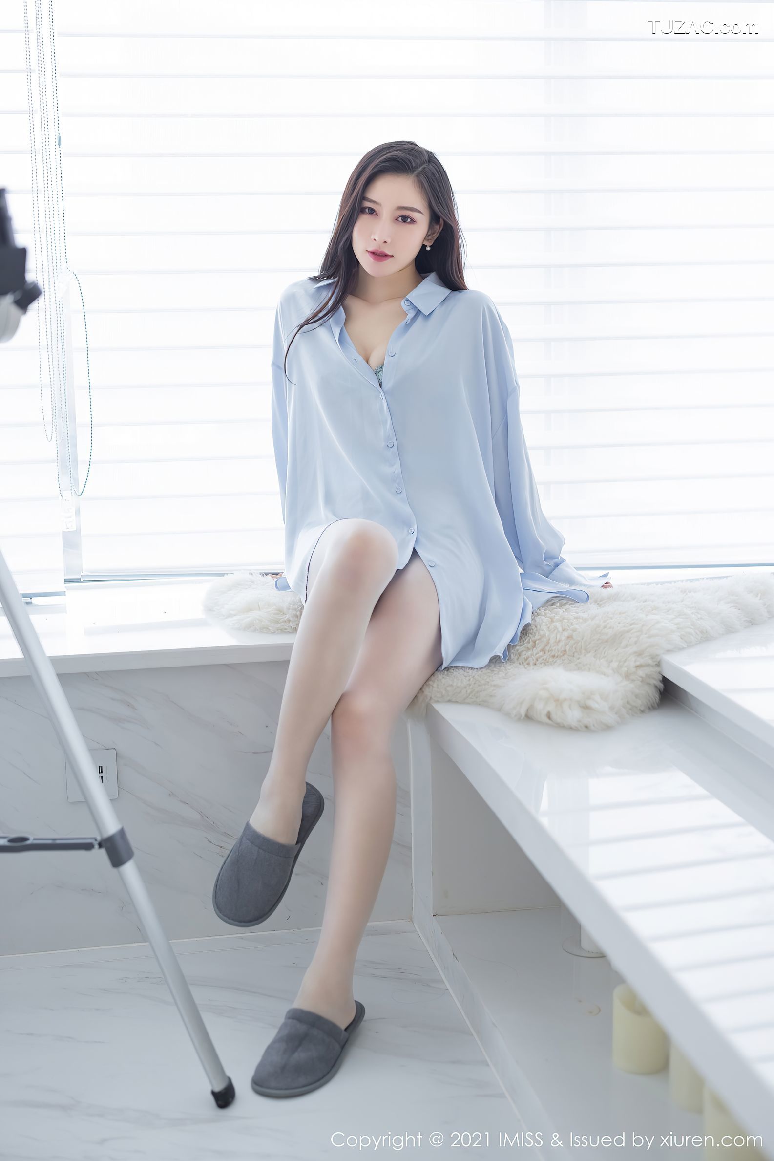 IMiss爱蜜社-614-Vanessa-女友视角大号衬衫淡蓝内衣-2021.07.15