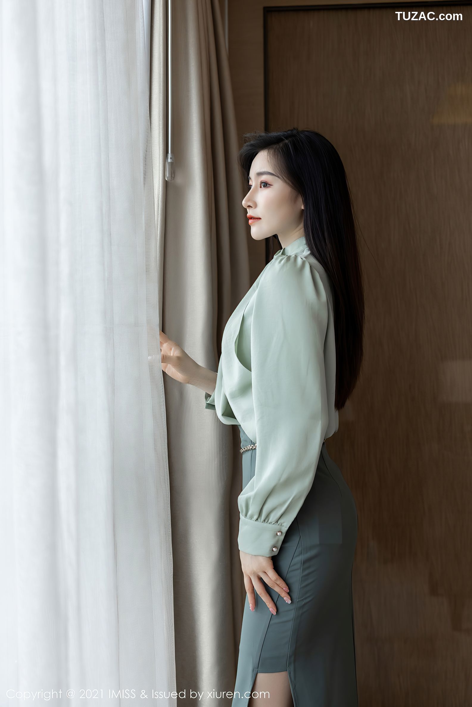 IMiss爱蜜社-617-Vanessa-灰裙职业装白色内衣-2021.07.26