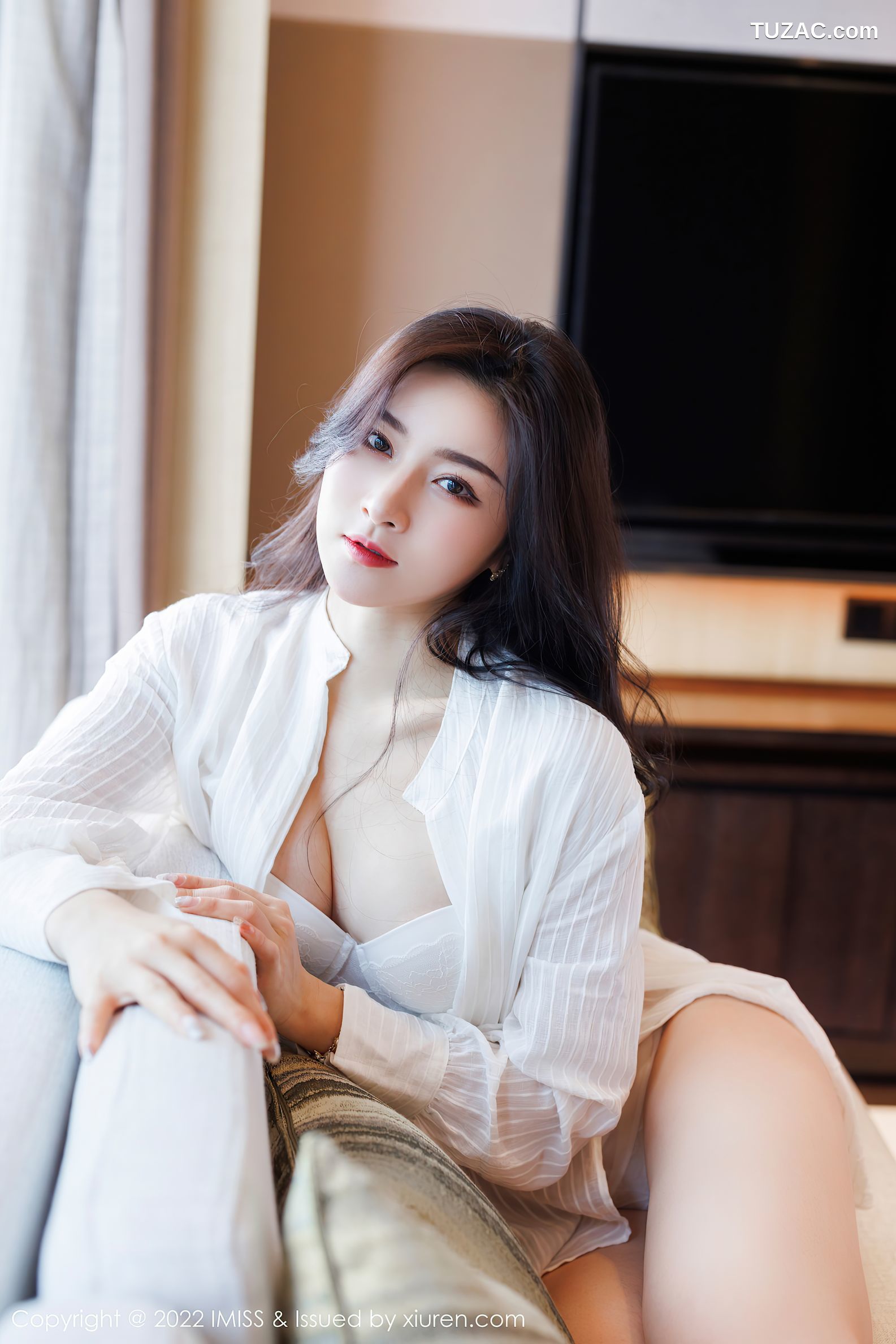 IMiss爱蜜社-656-Vanessa-白色上衣棕色短裙白色内衣-2022.01.25