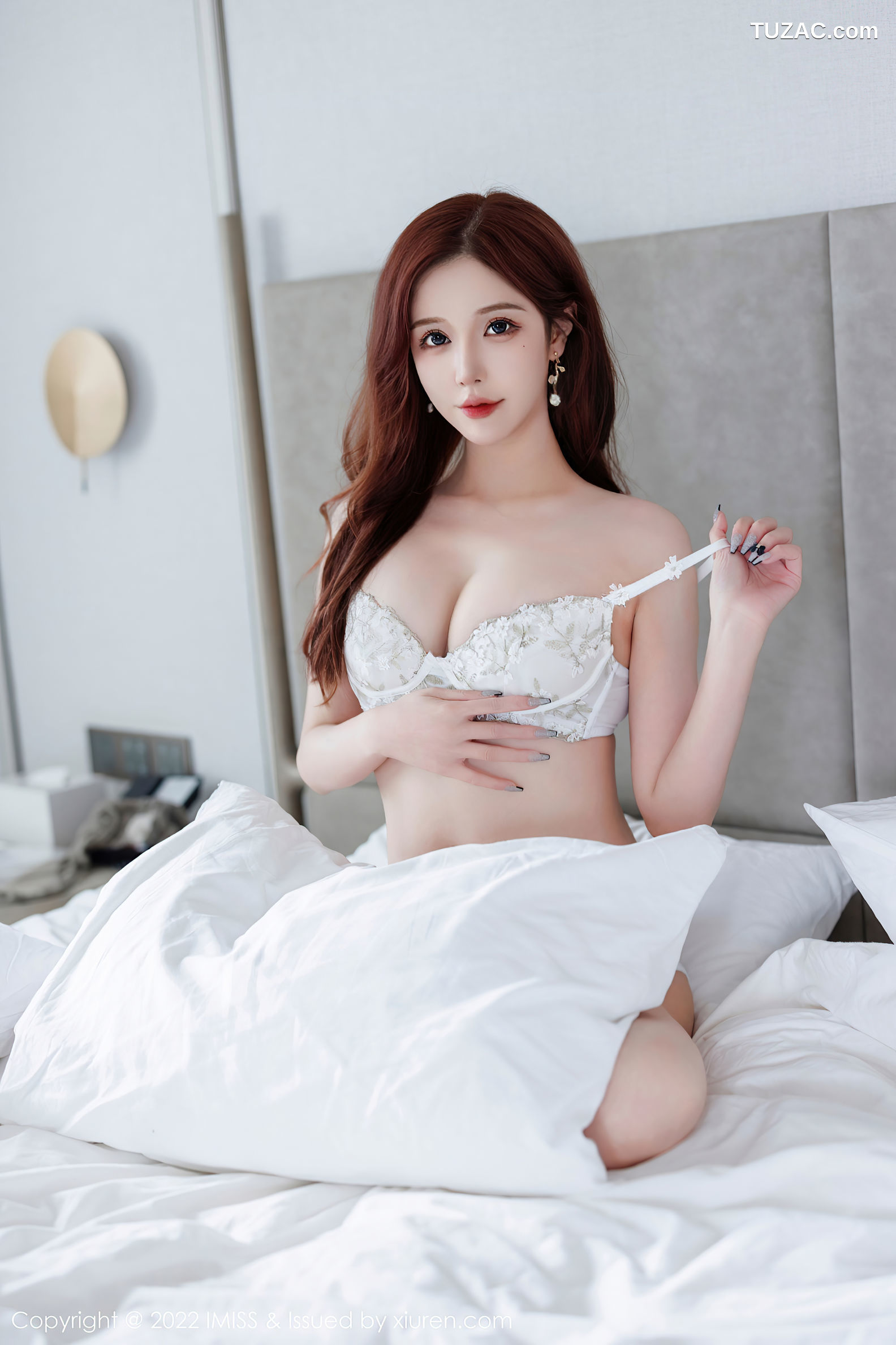 IMiss爱蜜社-699-Lindalinda-暖色连衣裙花纹内衣-2022.09.15