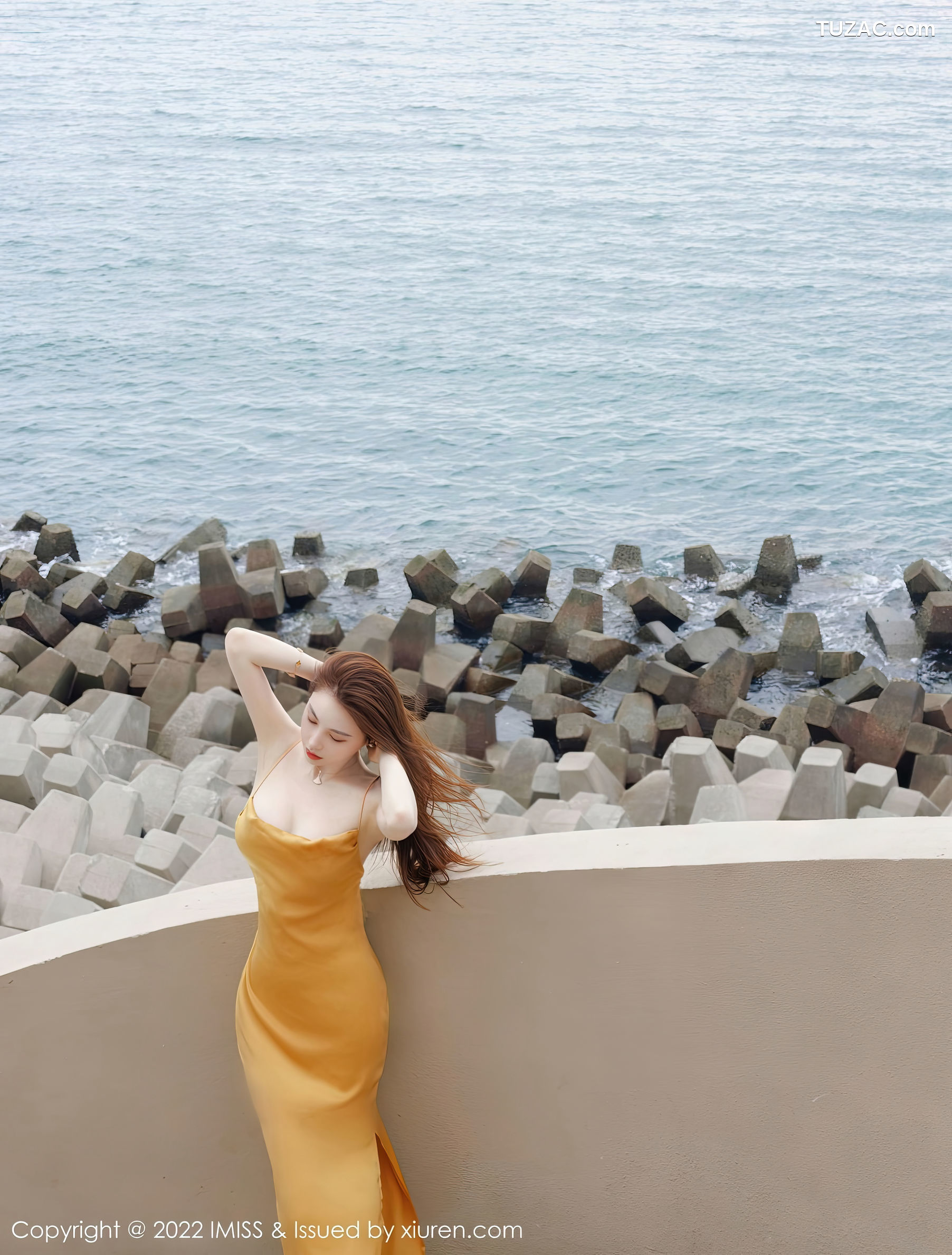 IMiss爱蜜社-706-刘奕宁-户外场景白色长裙-橘色长裙-白长裤-2022.11.07