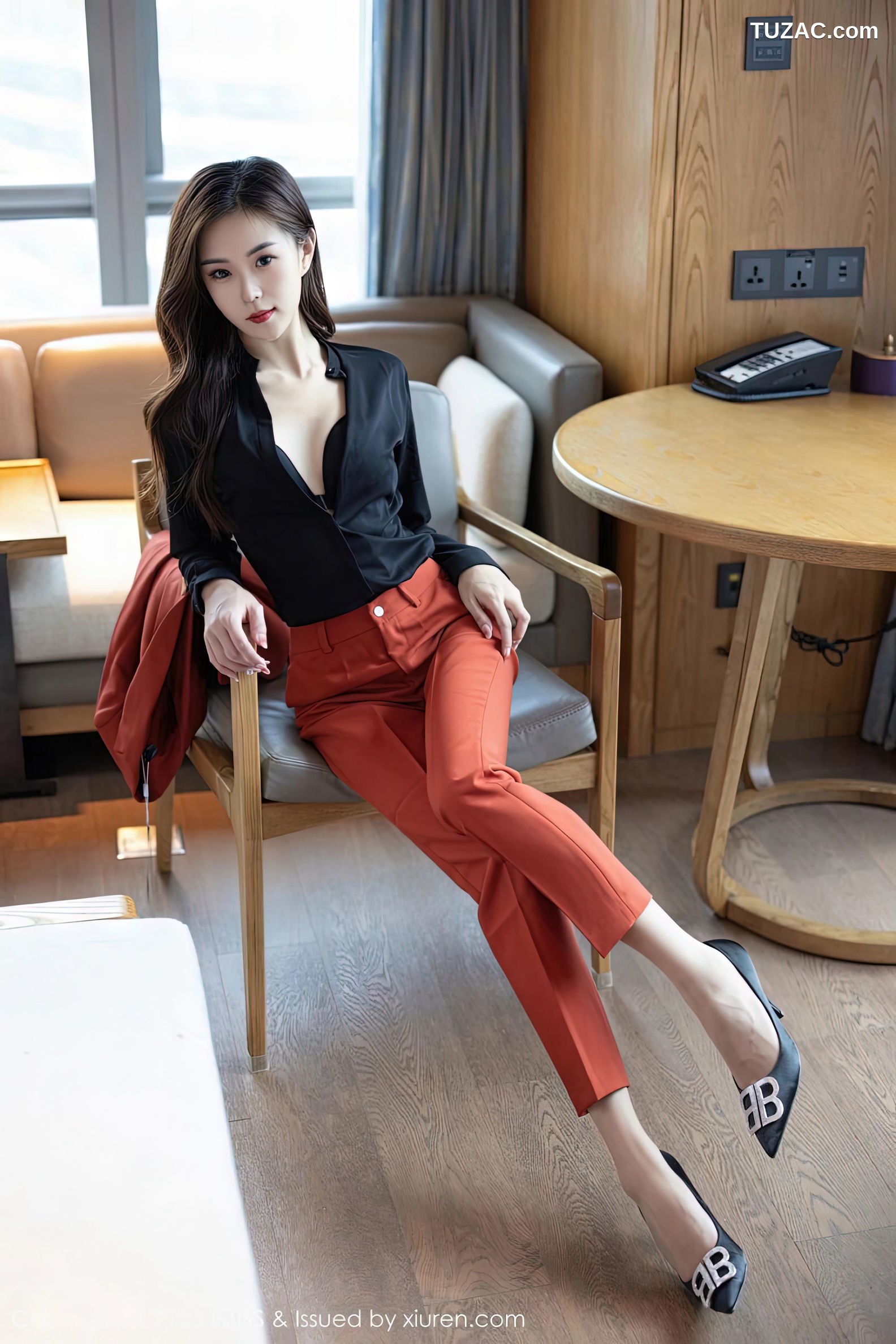 IMiss爱蜜社-717-杨紫嫣Candy-职场OL红色套装黑色内衣肉丝-2023.02.15