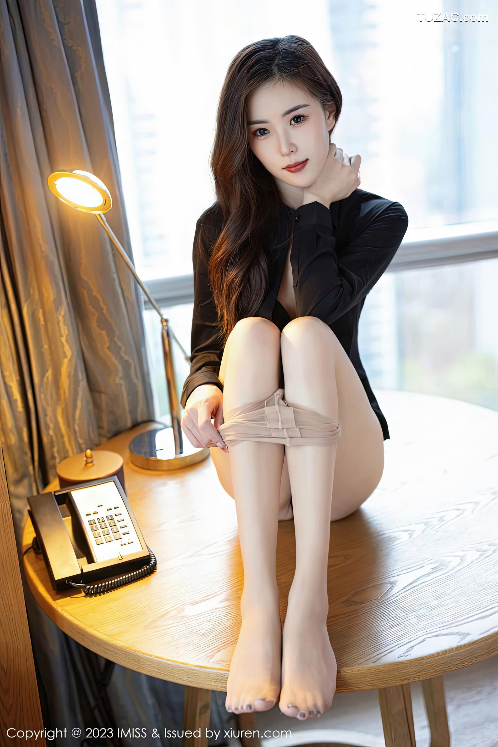 IMiss爱蜜社-717-杨紫嫣Candy-职场OL红色套装黑色内衣肉丝-2023.02.15