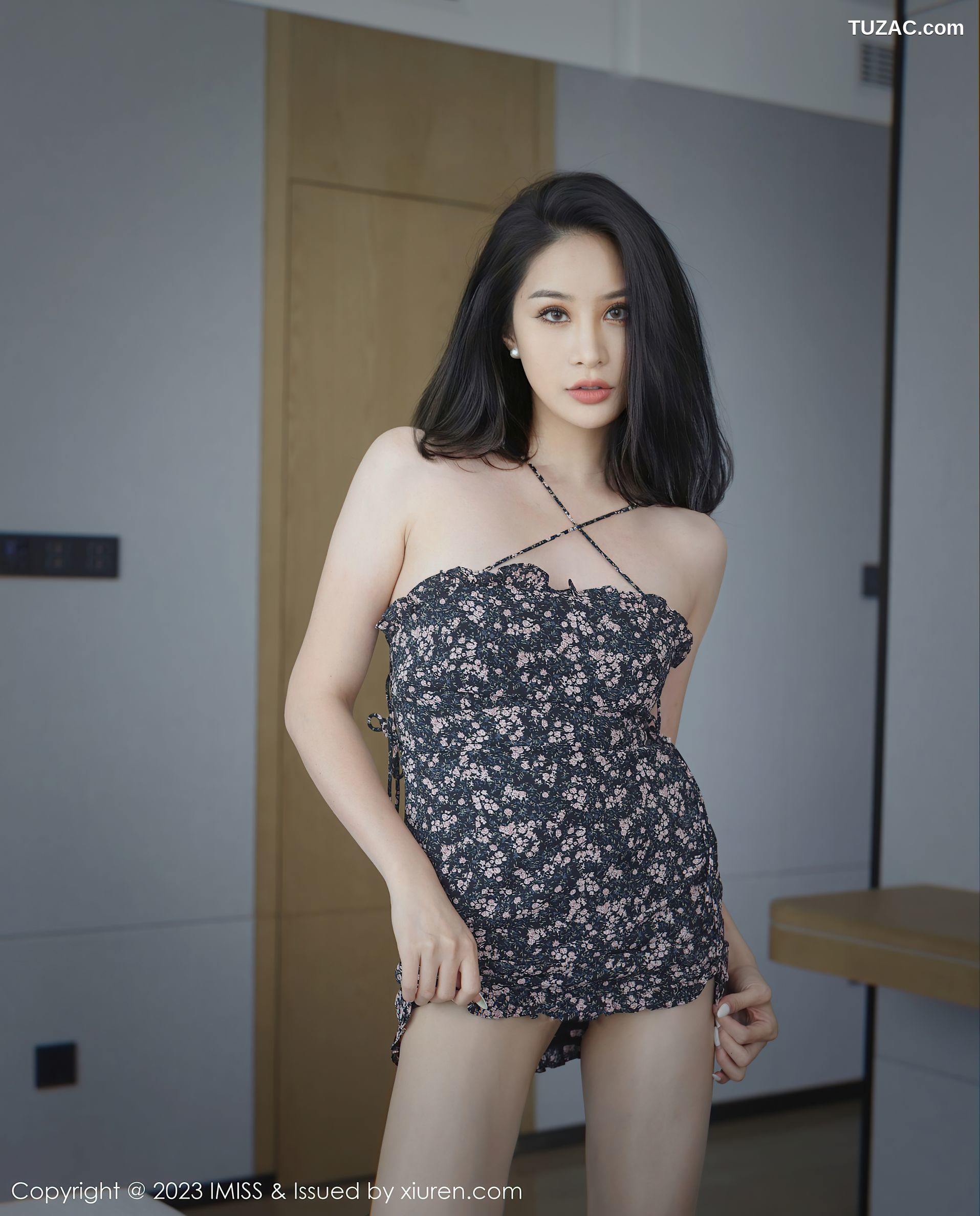 IMiss爱蜜社-747-Jermy-灰色碎花吊带短裙杏色内衣-2023.08.31