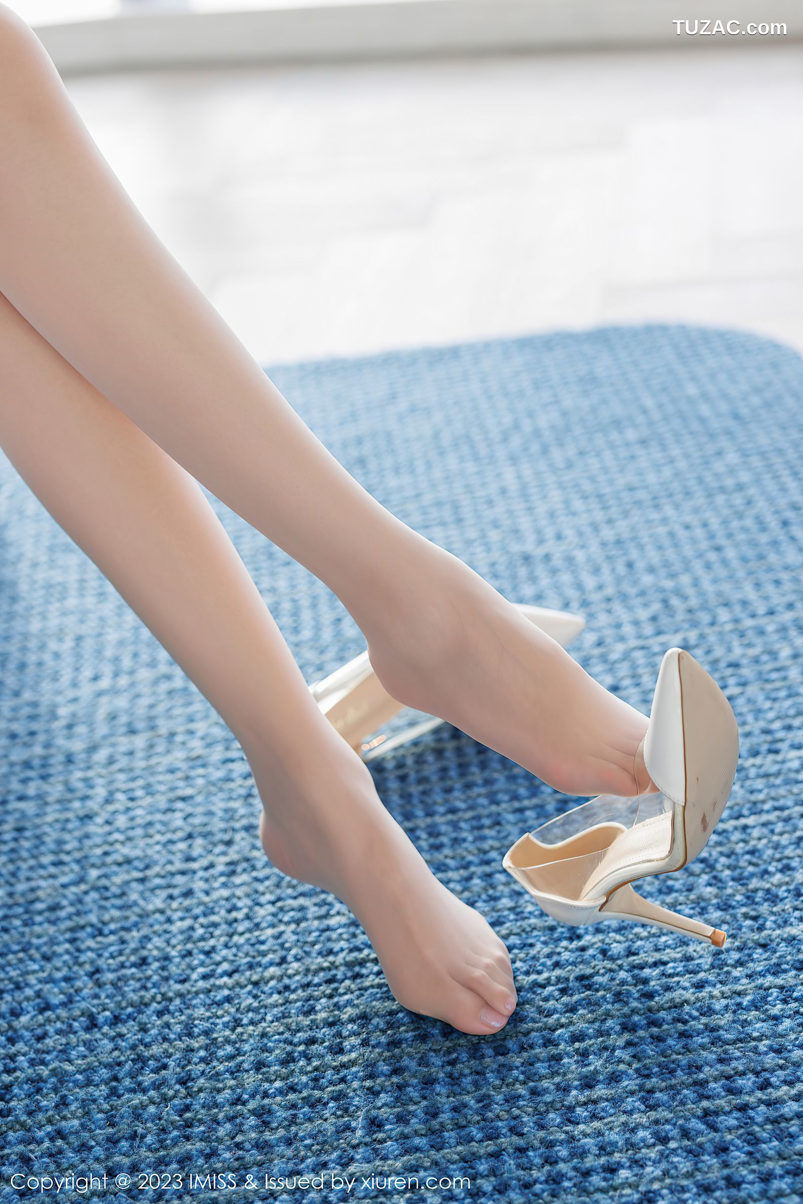 IMiss爱蜜社-750-泥鳅鳅-酒店场景白长裙绿色内衣-2023.09.13