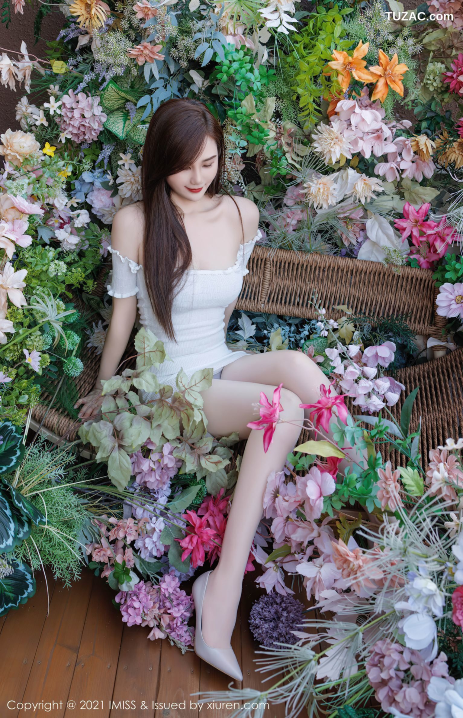 IMiss爱蜜社-761-SISY思-白色露肩连衣短裙紫色蕾丝内衣-2023.12.11