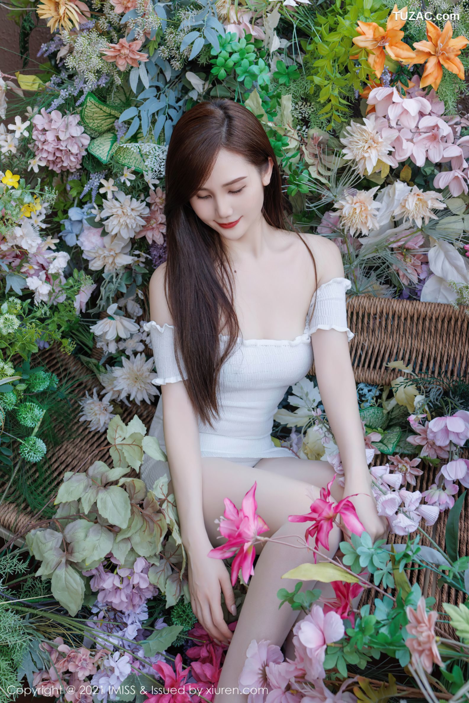 IMiss爱蜜社-761-SISY思-白色露肩连衣短裙紫色蕾丝内衣-2023.12.11