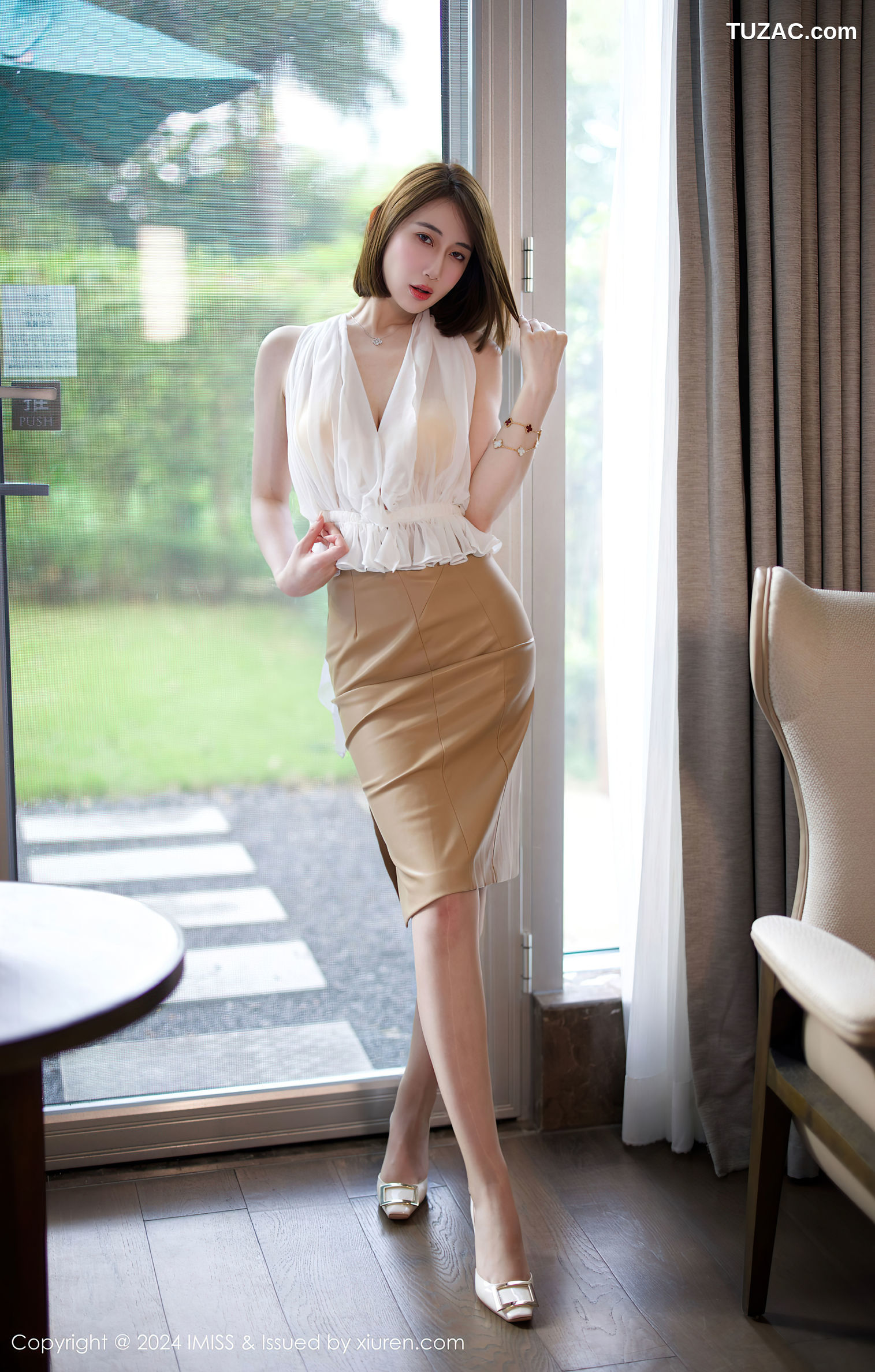 IMiss爱蜜社-779-瑞妤-白纱纱肉色紧身短裙-2024.11.04