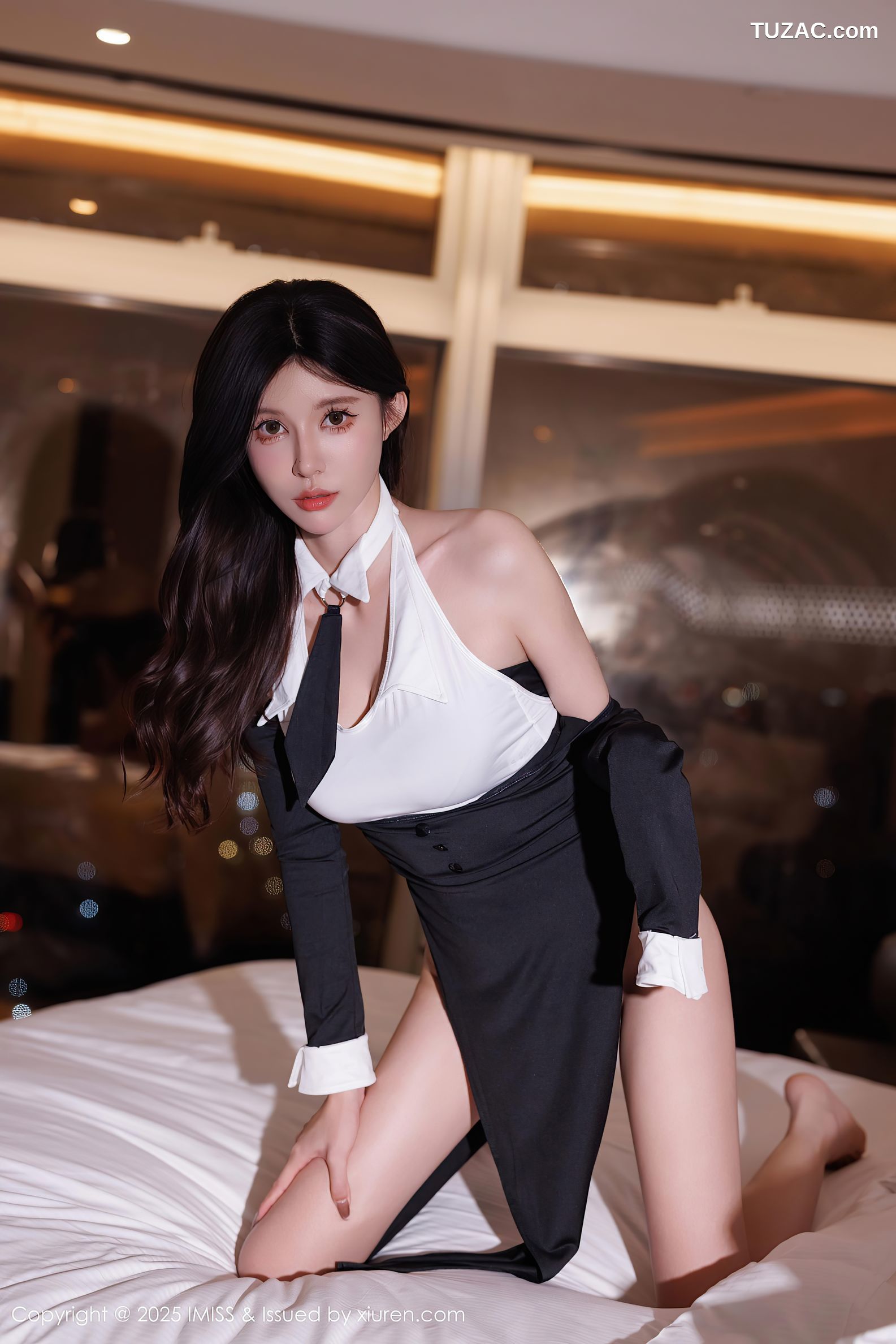 IMiss爱蜜社-786-泥鳅鳅-黑裙白T黑丝-2025.02.28