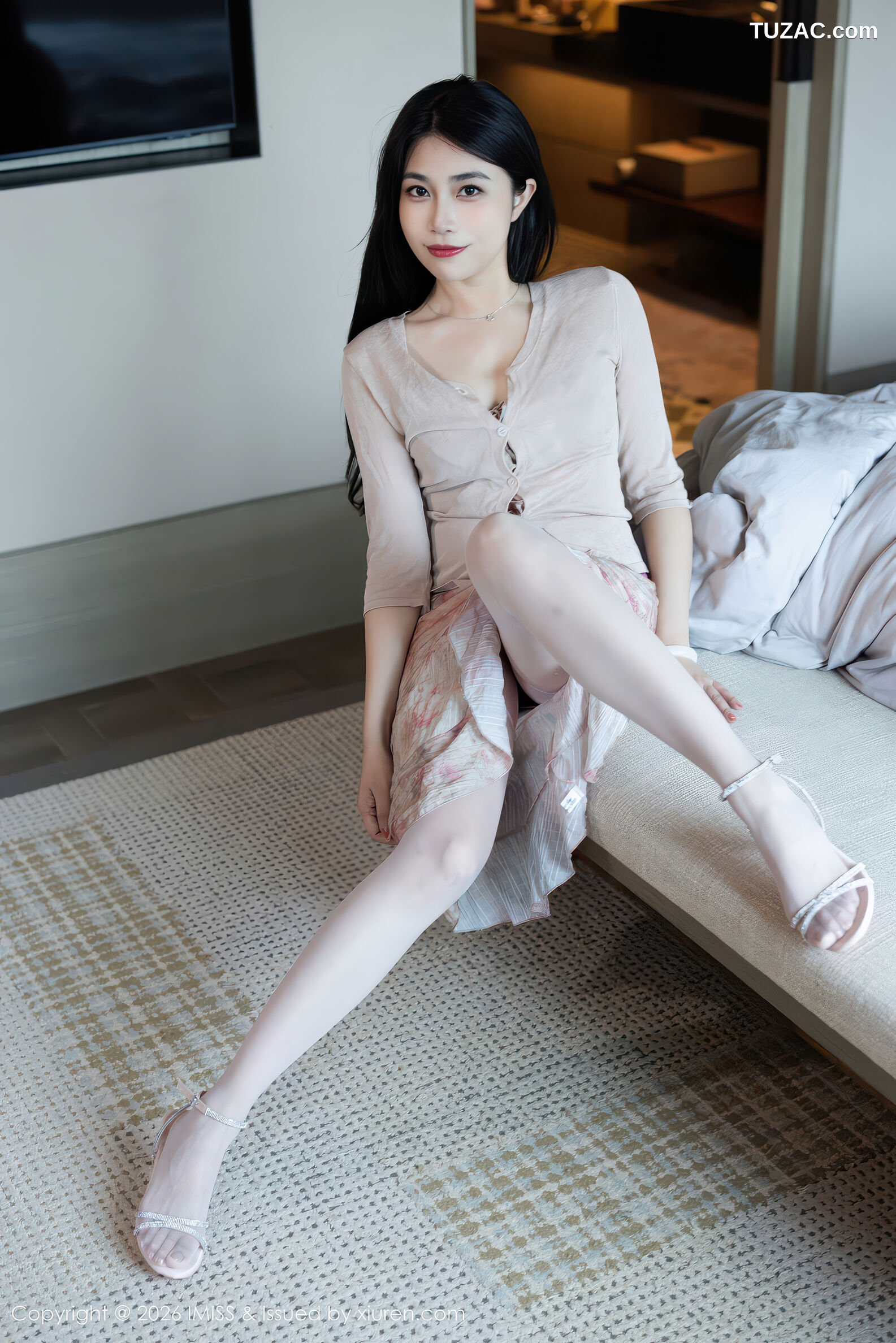 IMiss爱蜜社-804-许诺Sabrina-吊带裙红心内衣-2026.01.04