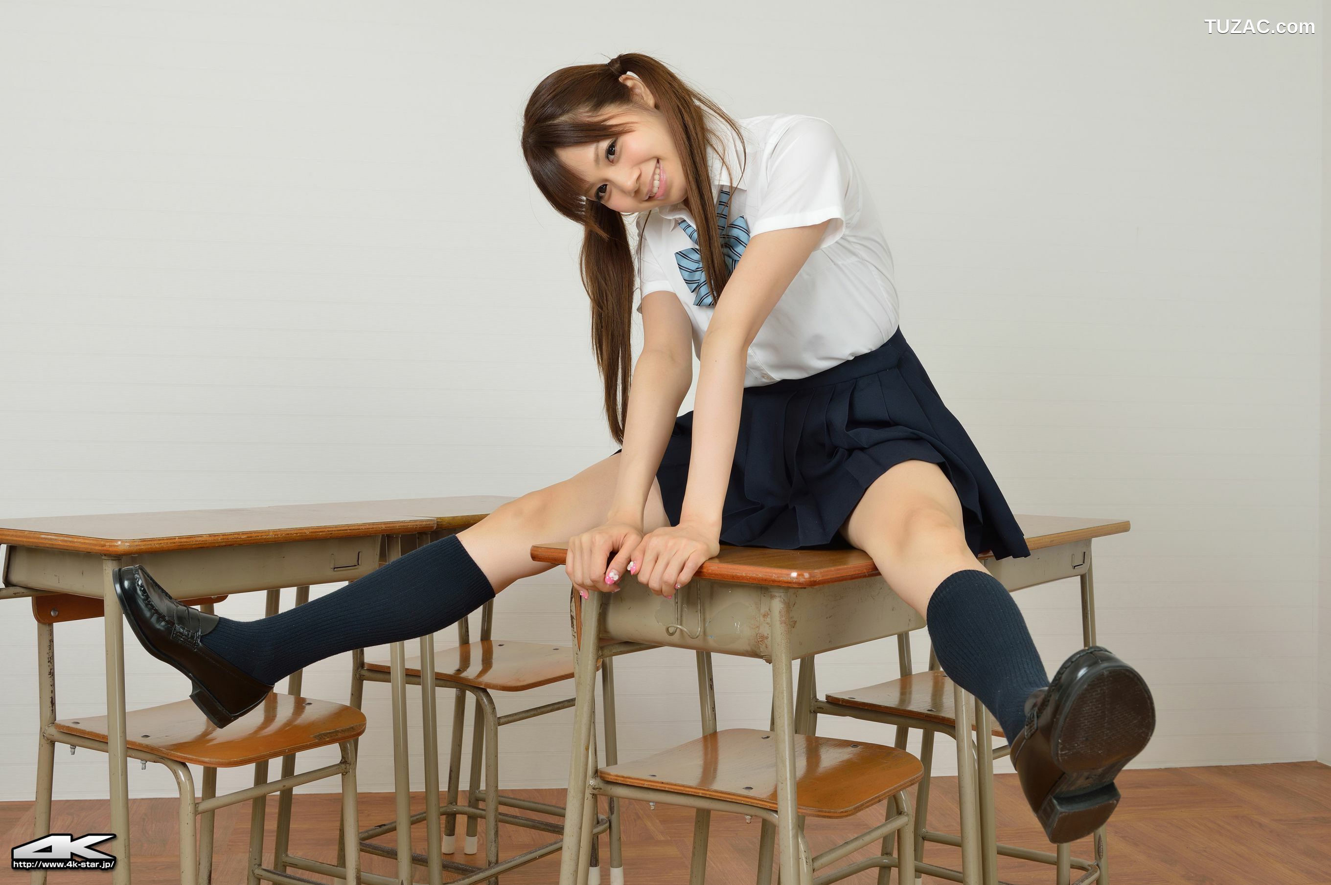 4K-STAR_ NO.00087 中野明日香/中野あすか Uniform 教室学生装 写真集[100P]