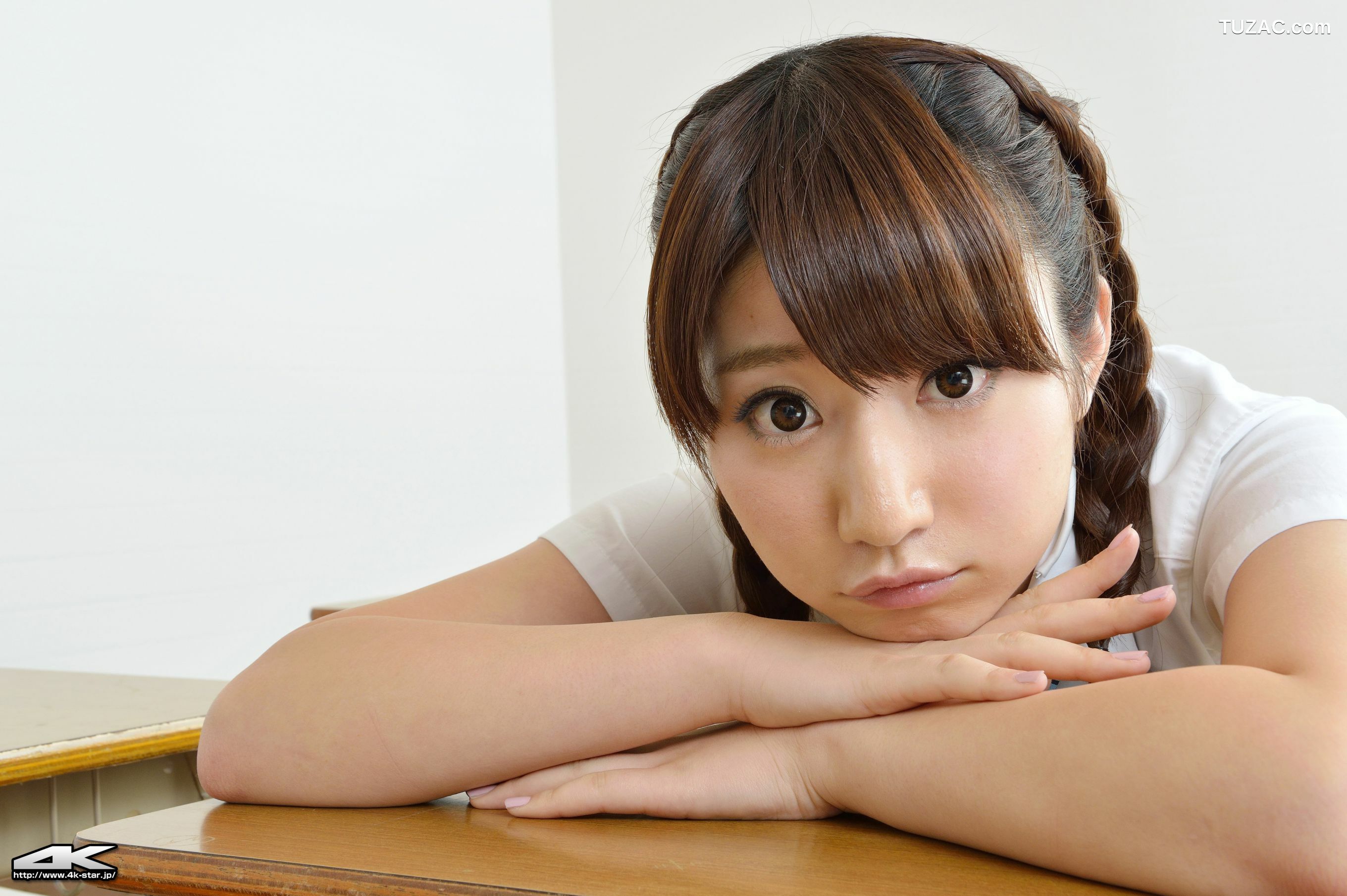 4K-STAR_ NO.00123 池田愛恵里 School Girl 教室学生装 写真集[80P]