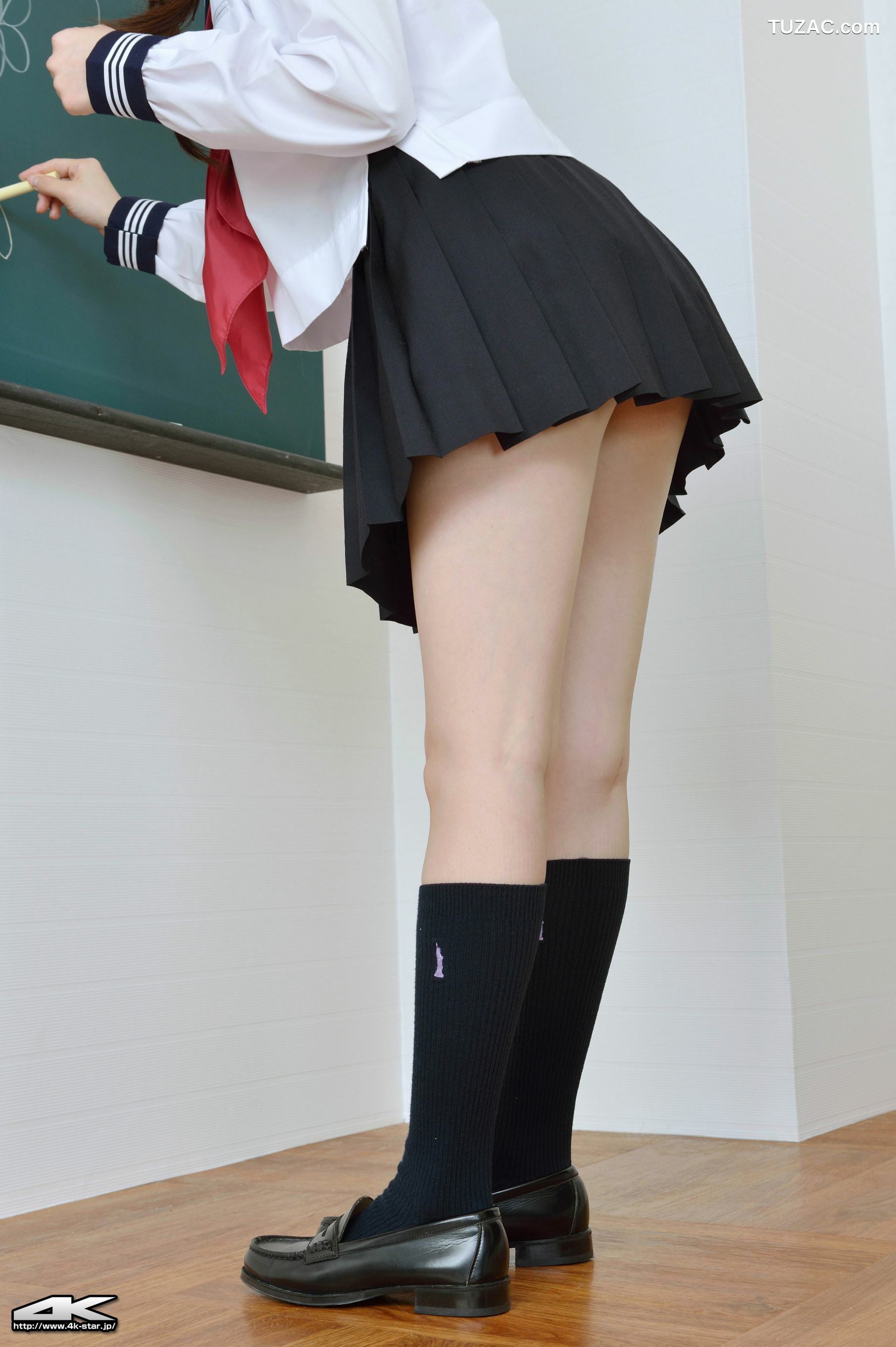 4K-STAR_ NO.00172 久宥茜 School Girl JK制服学生装 写真集[75P]