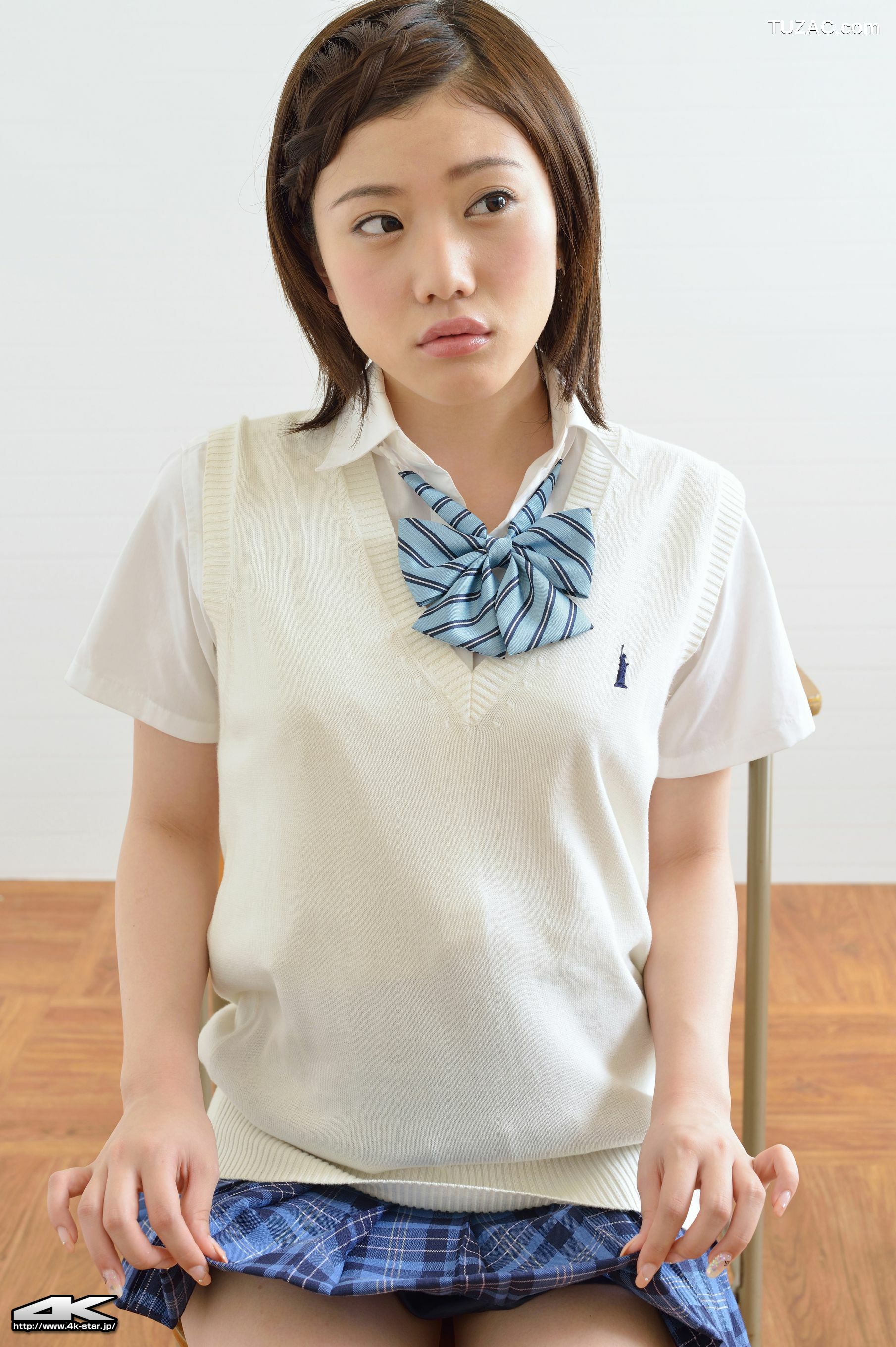 4K-STAR_ NO.00207 千明芸夢 School Girl JK制服 写真集[70P]