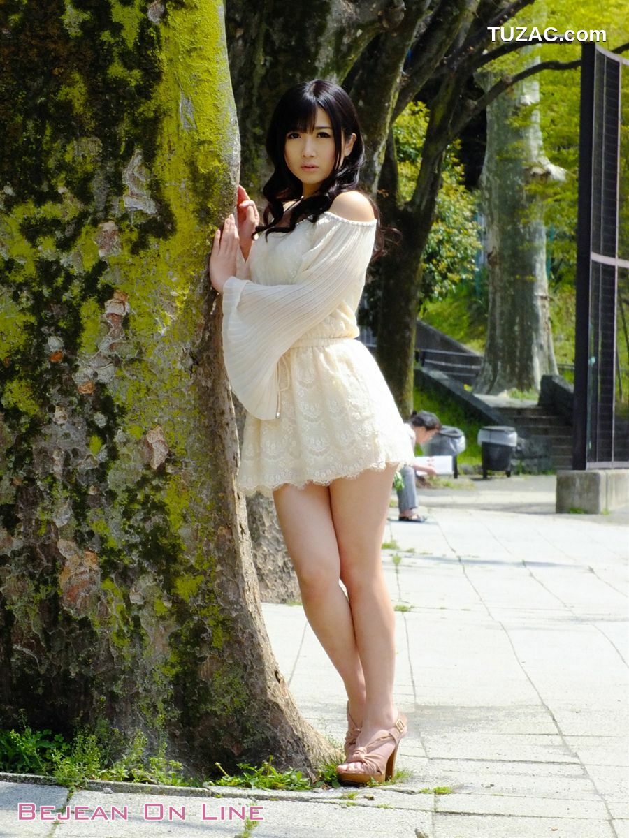 Bejean On Line_汚部屋でSEX Hibiki Ohtsuki 大槻ひびき 写真集[17P]