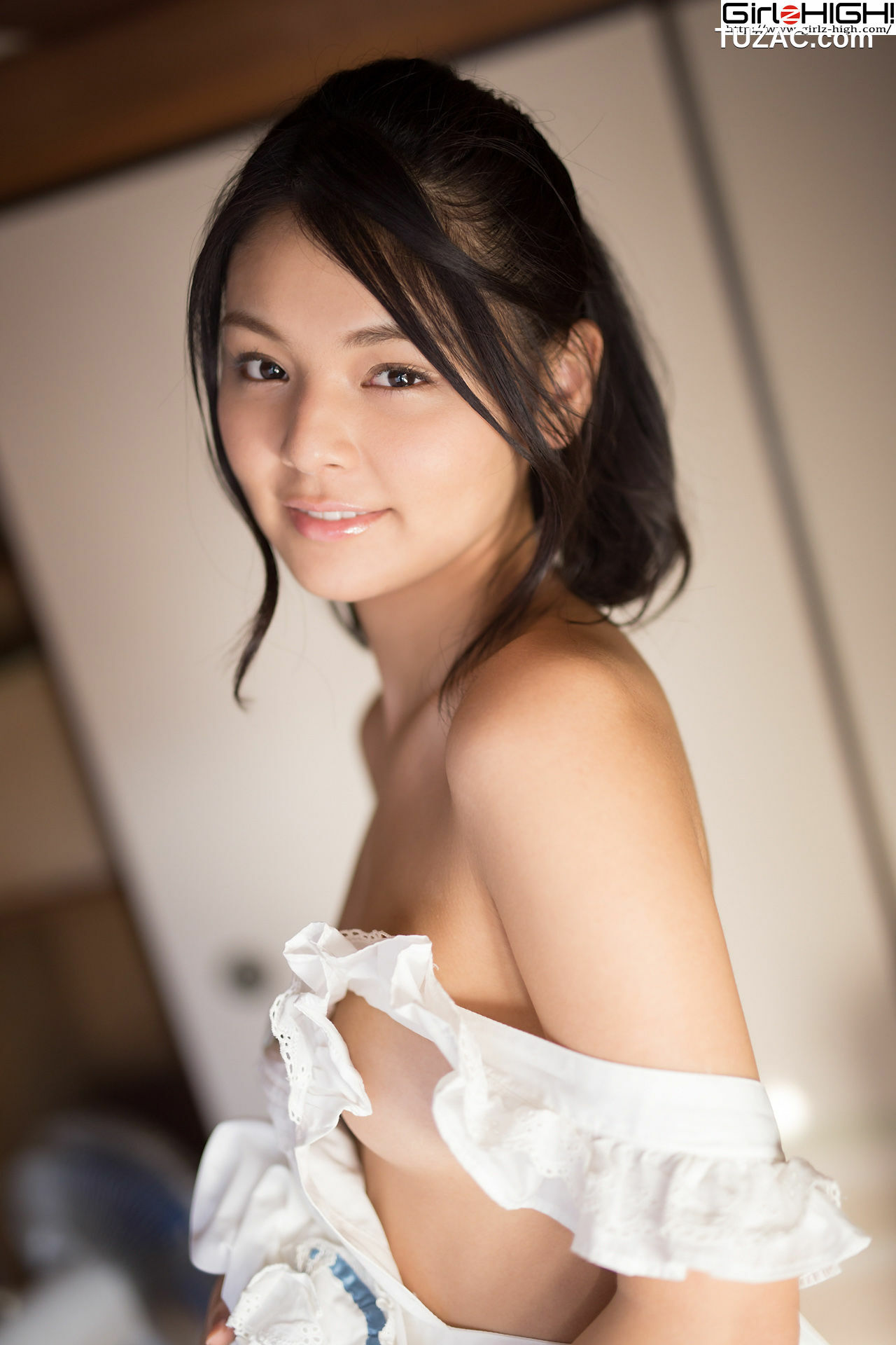 Girlz-High_ Tsubasa Akimoto 秋本翼 - 性感厨娘 buno_037_003 写真集[43P]