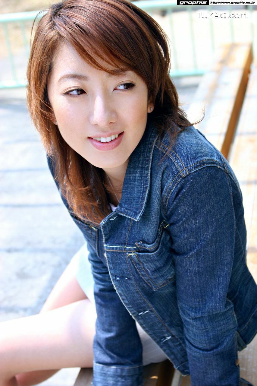 Graphis_ First Gravure 初脱ぎ娘 Jyuri Kanou 叶樹梨 写真集[22P]