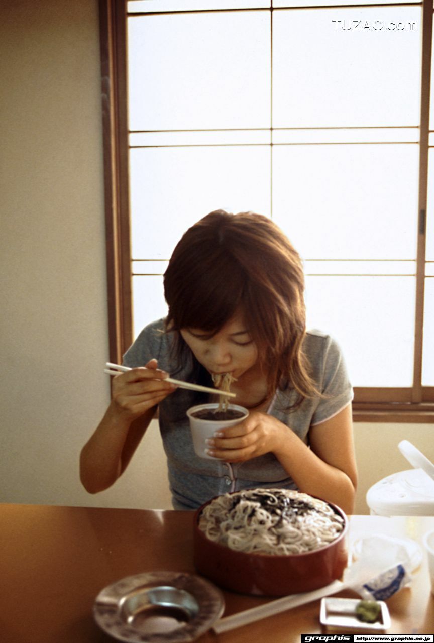 Graphis_ First Gravure 初脱ぎ娘 小川あさ美/小川阿佐美 写真集[15P]