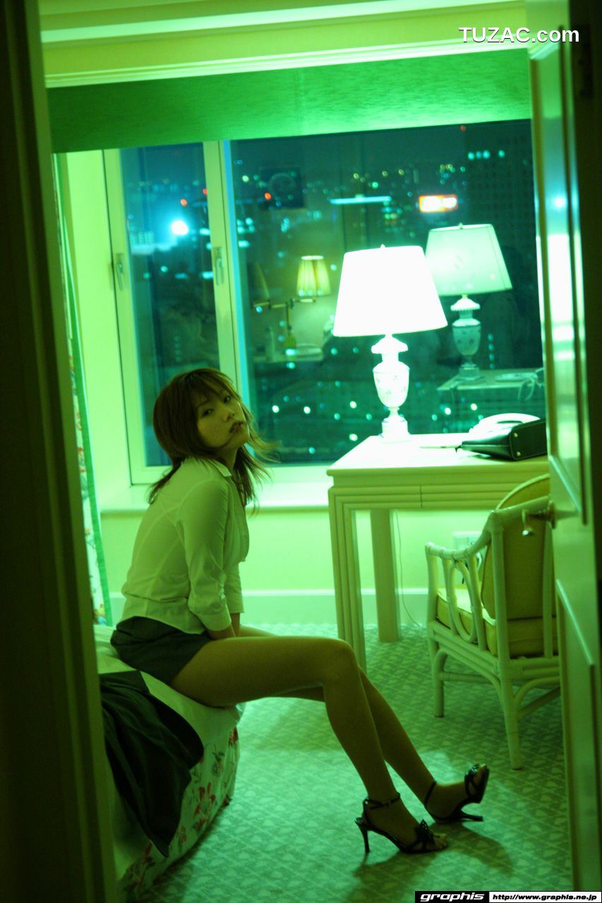 Graphis_ First Gravure 初脱ぎ娘 小川あさ美/小川阿佐美 写真集[15P]