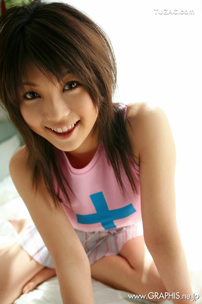 Graphis_ First Gravure 初脱ぎ娘 春咲あずみ/春咲梓美 写真集[41P]