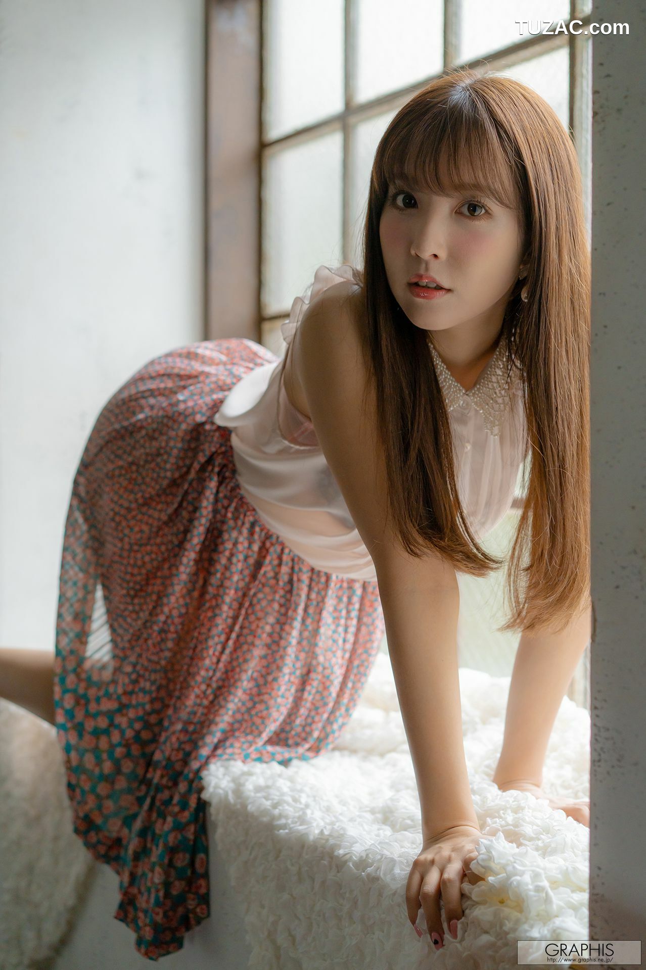 Graphis_ Limited Edition Yua Mikami 三上悠亜 3 写真集[12P]