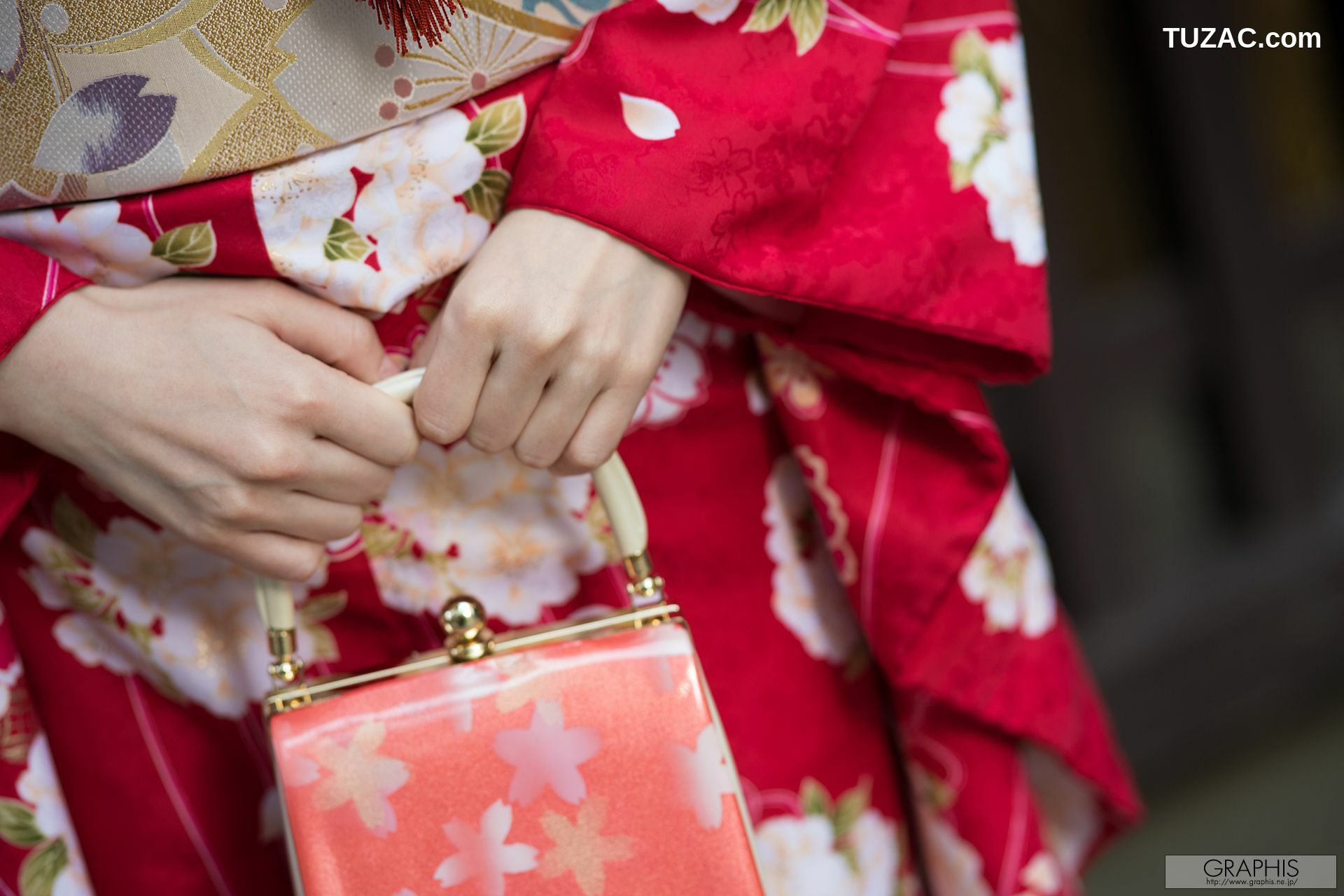 Graphis_Airi Suzumura 鈴村あいり 期間限定 Limited Edition 写真集[20P]