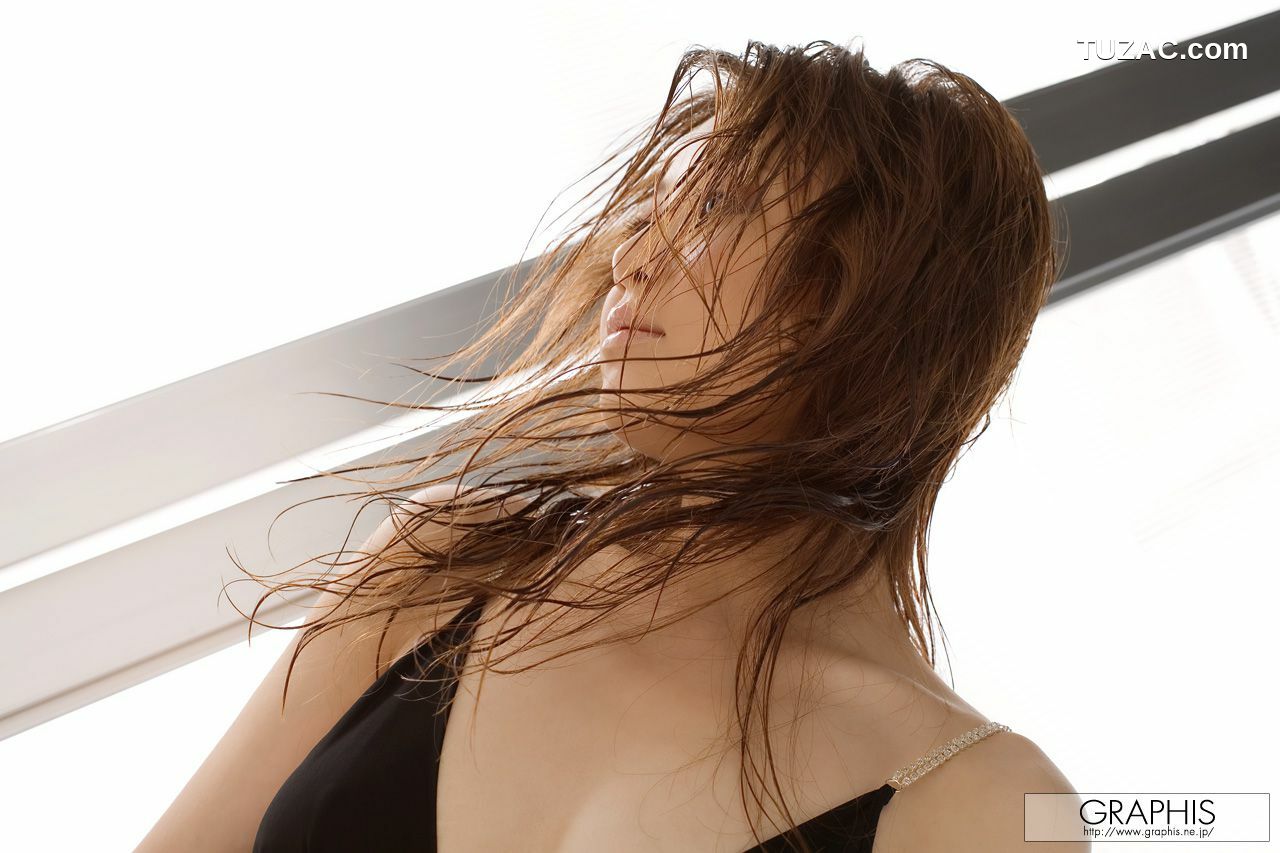 Graphis_Airin 爱铃 First Gravure 初脱ぎ娘 写真集[33P]