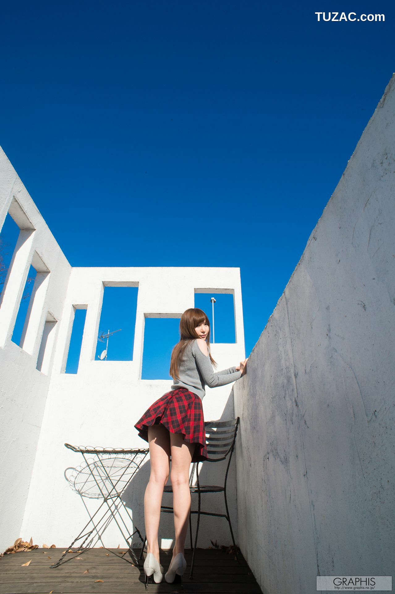 Graphis_Aoi 葵『Float On』 Gals 写真集[43P]