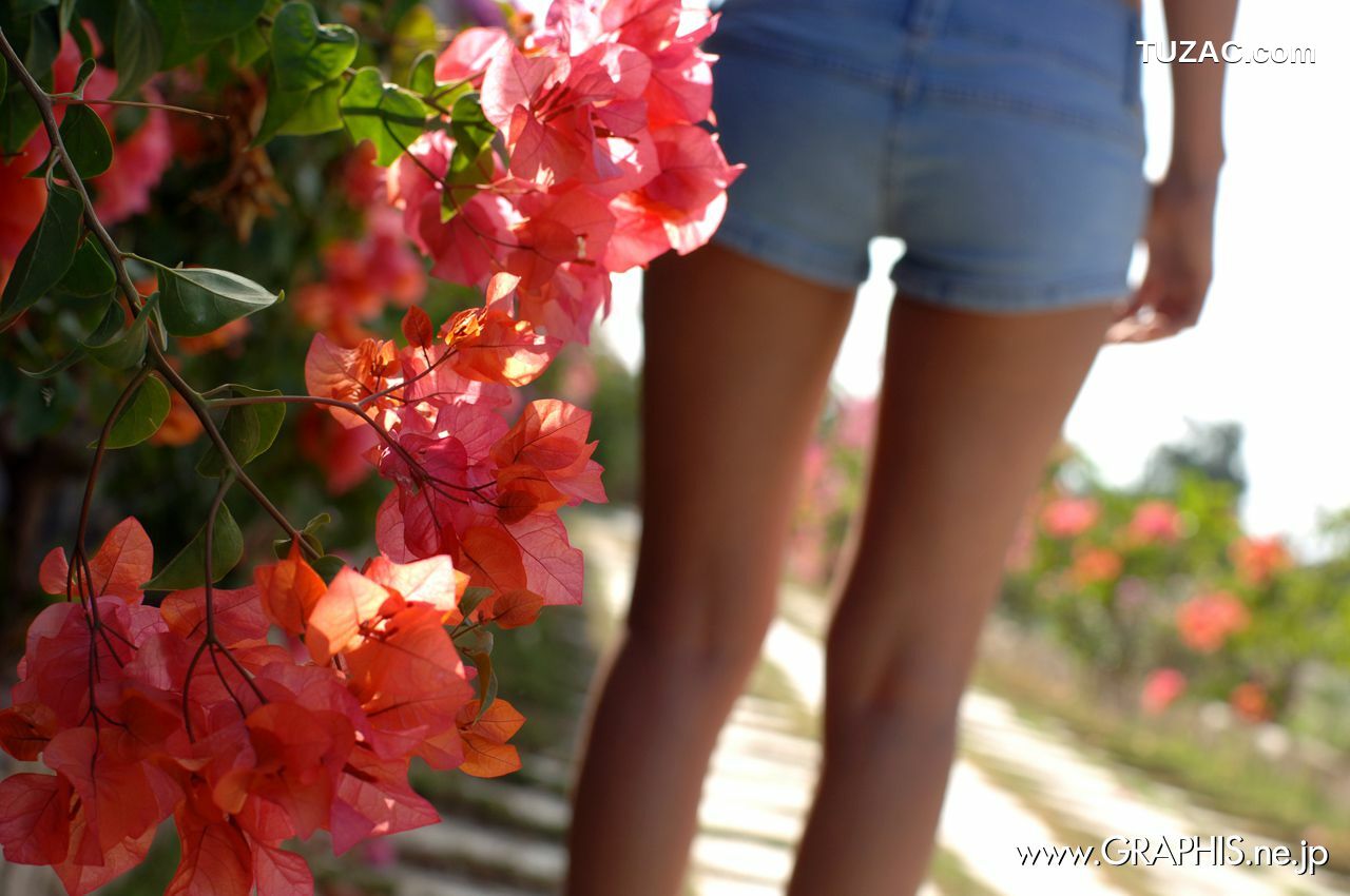 Graphis_Honoka穂花《Glittery Dawn》 Special Contents 写真集[49P]