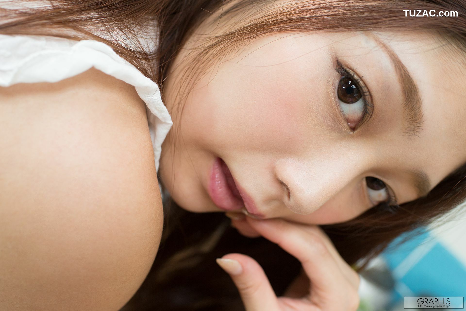 Graphis_Kasumi Haruka 香澄はるか/香澄遥 First Gravure 初脫ぎ娘 写真集[47P]