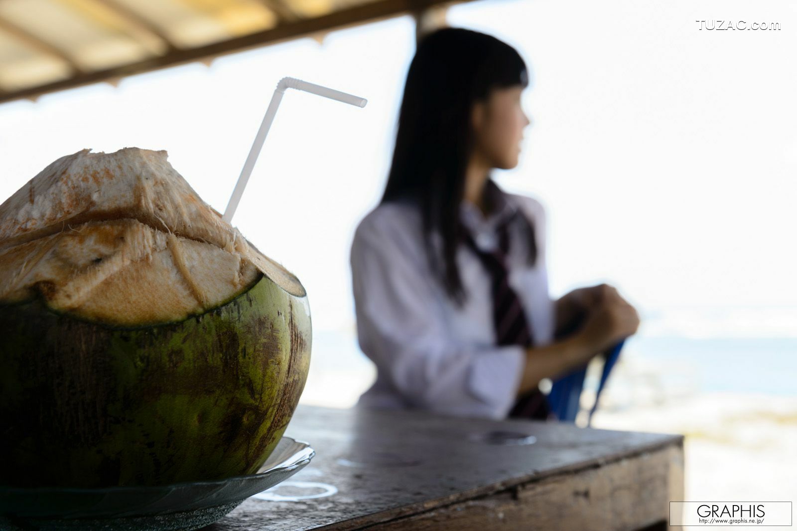 Graphis_Mayu Sato 紗藤まゆ/纱藤真由 First Gravure 初脱ぎ娘 写真集[35P]