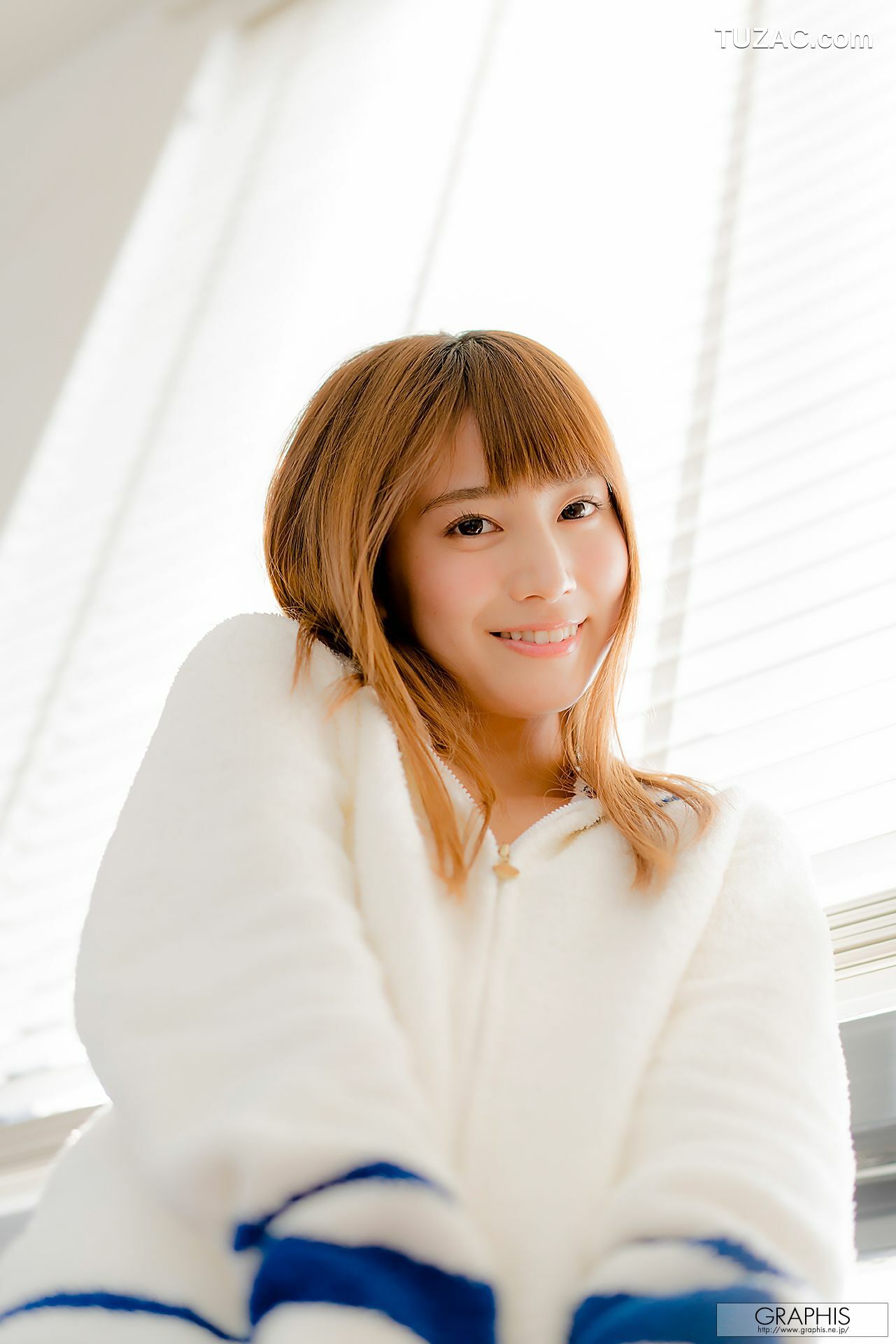 Graphis_Minami Hatsukawa 初川みなみ 每日一枚 写真集[22P]